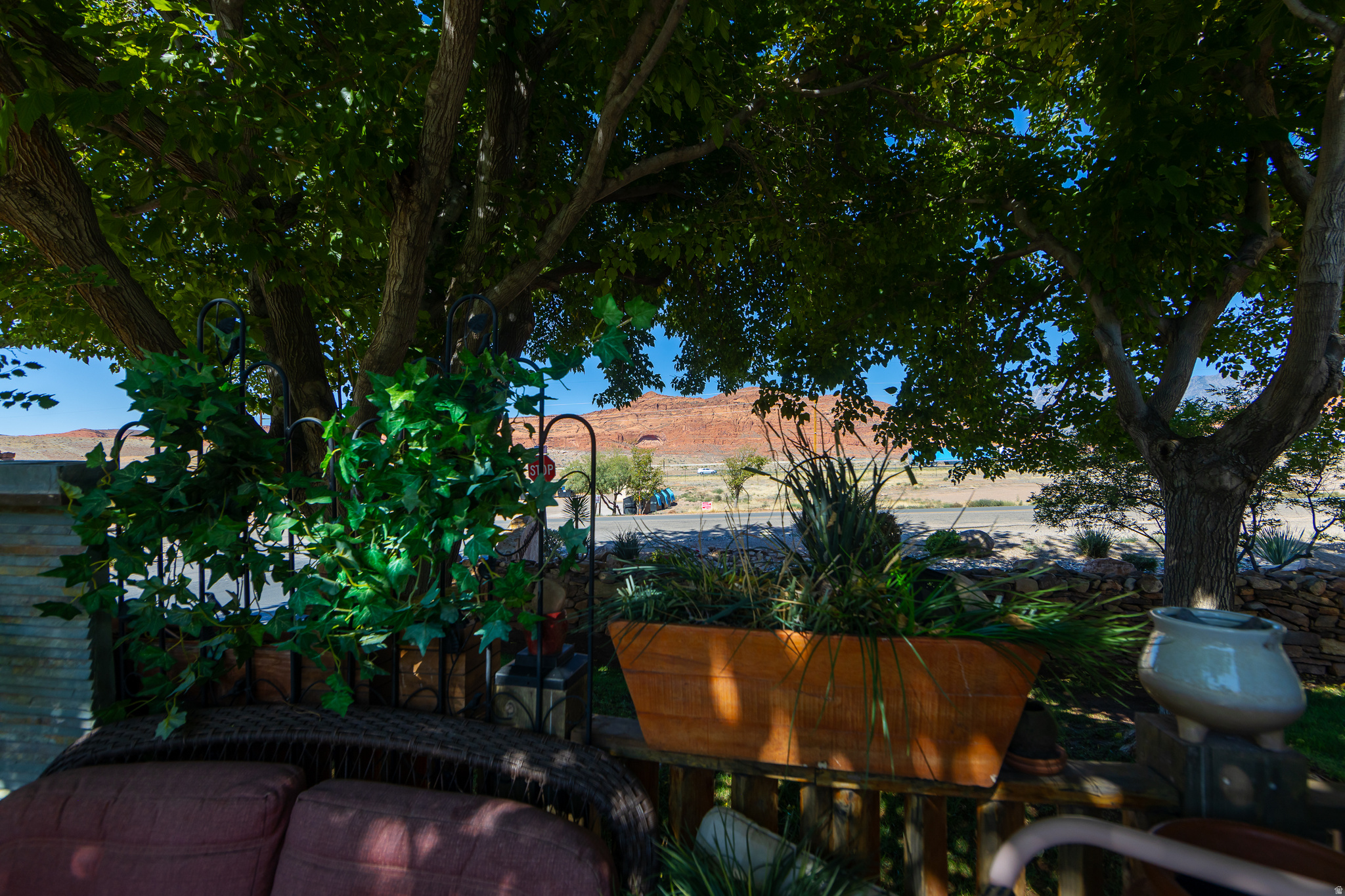 main property photo 10