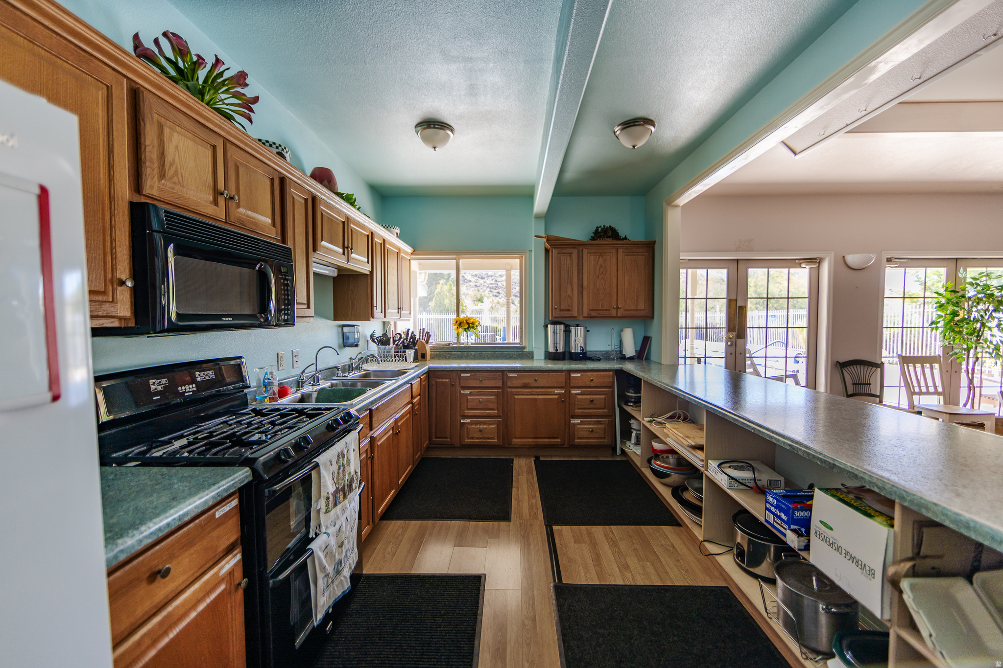 main property photo 11