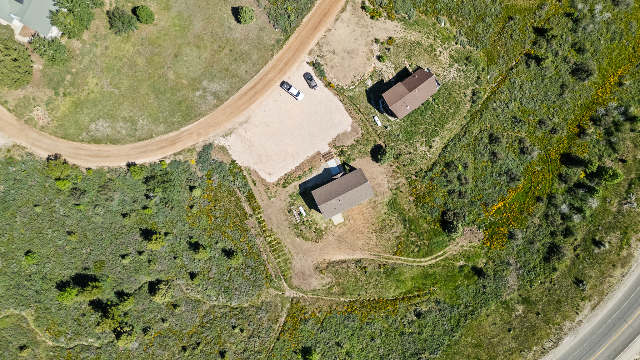main property photo 37