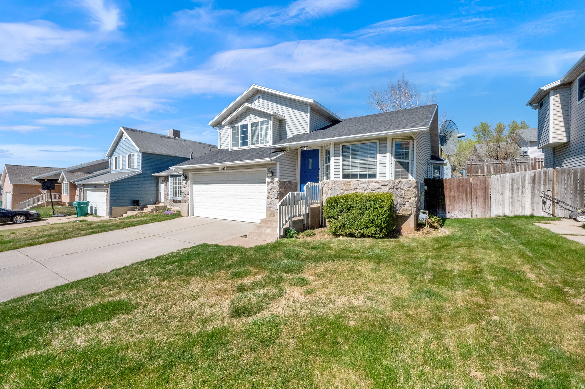 main property photo 2