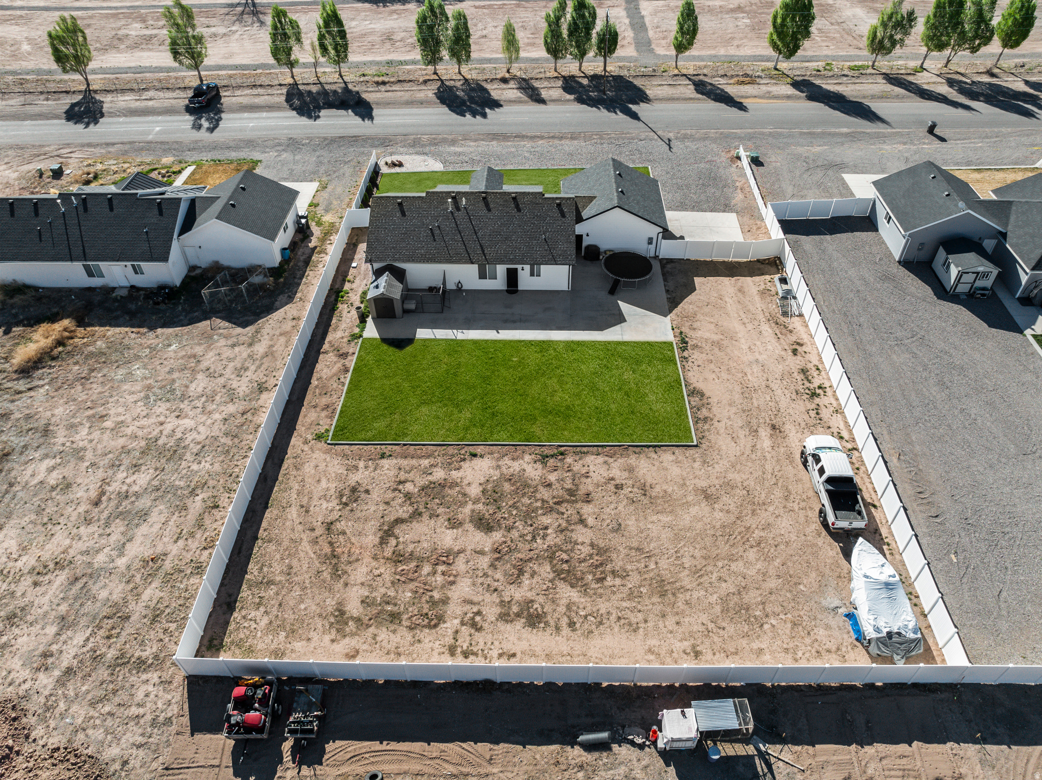main property photo 36