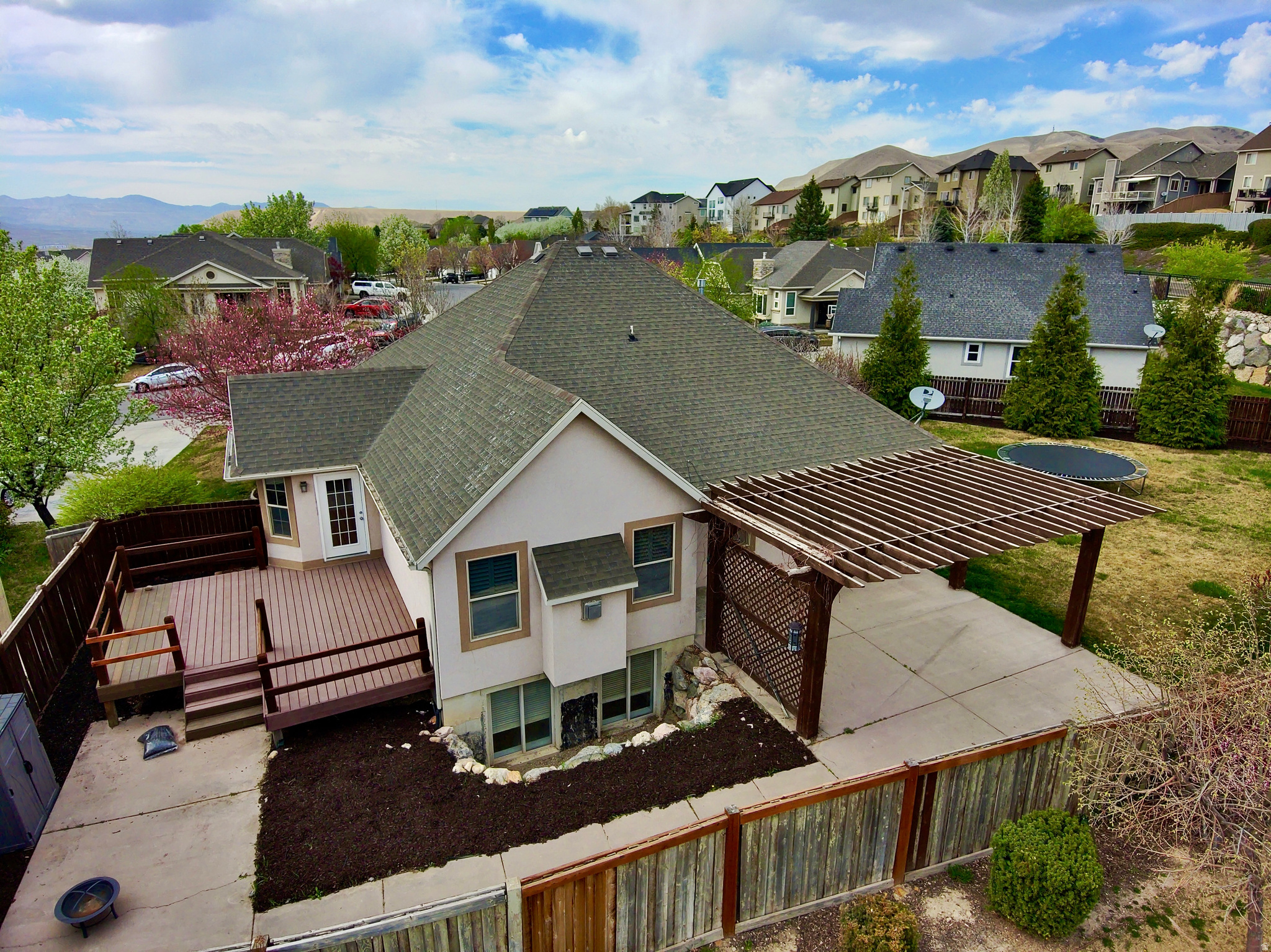 main property photo 48