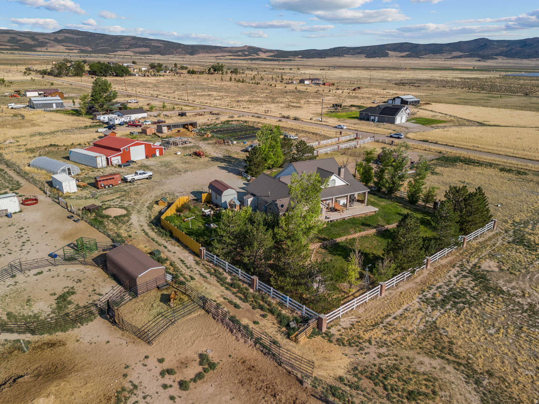 main property photo 6