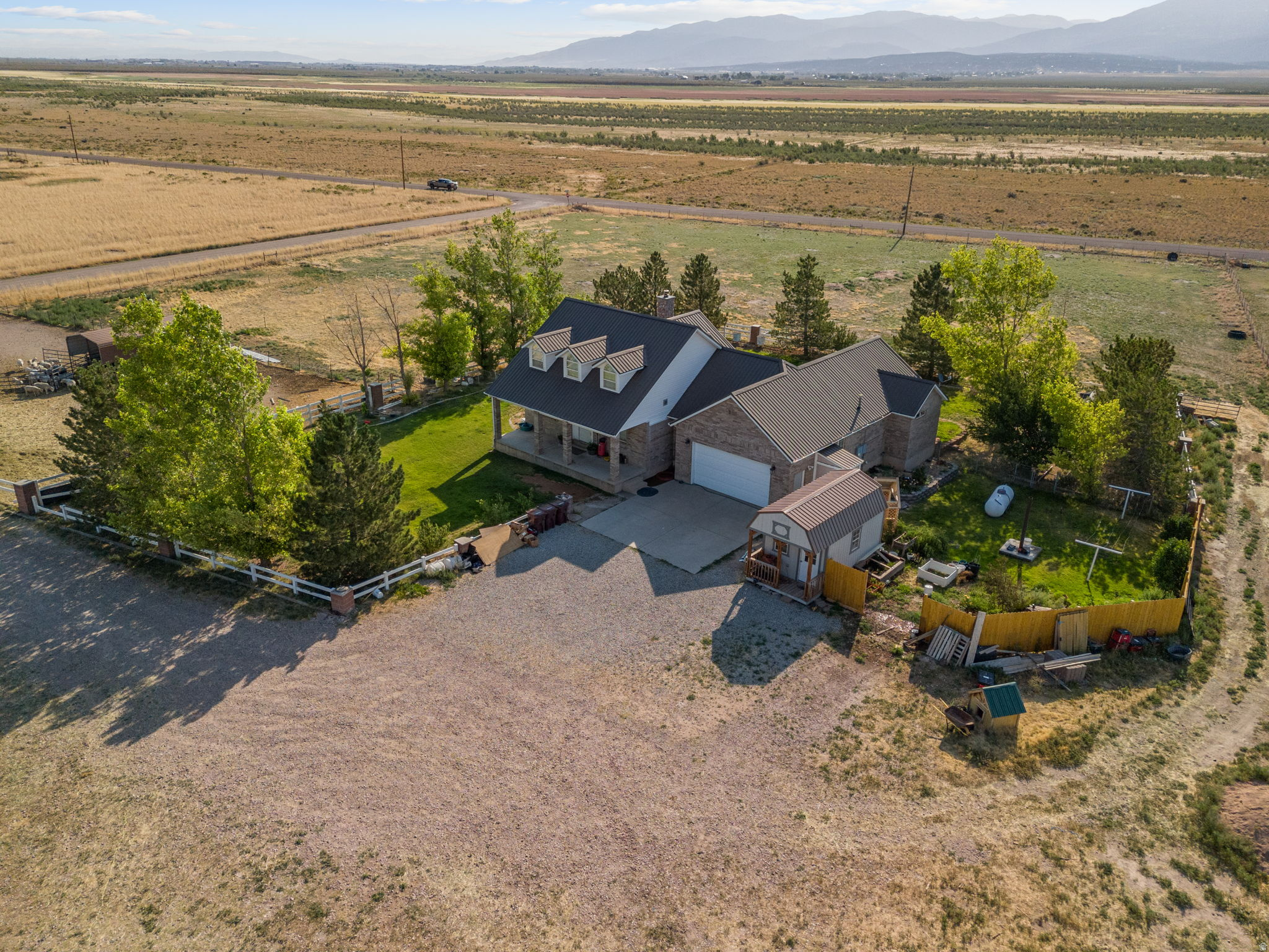 main property photo 7