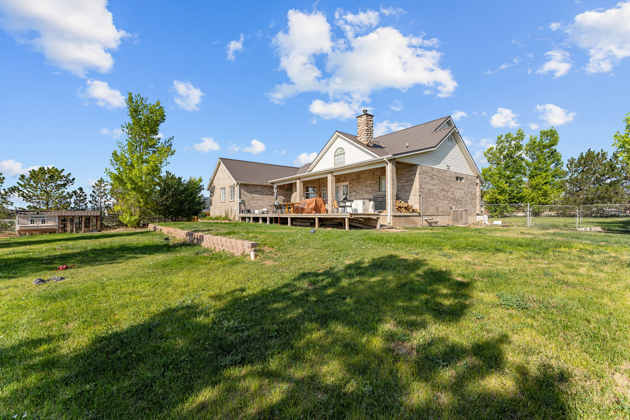 main property photo 75