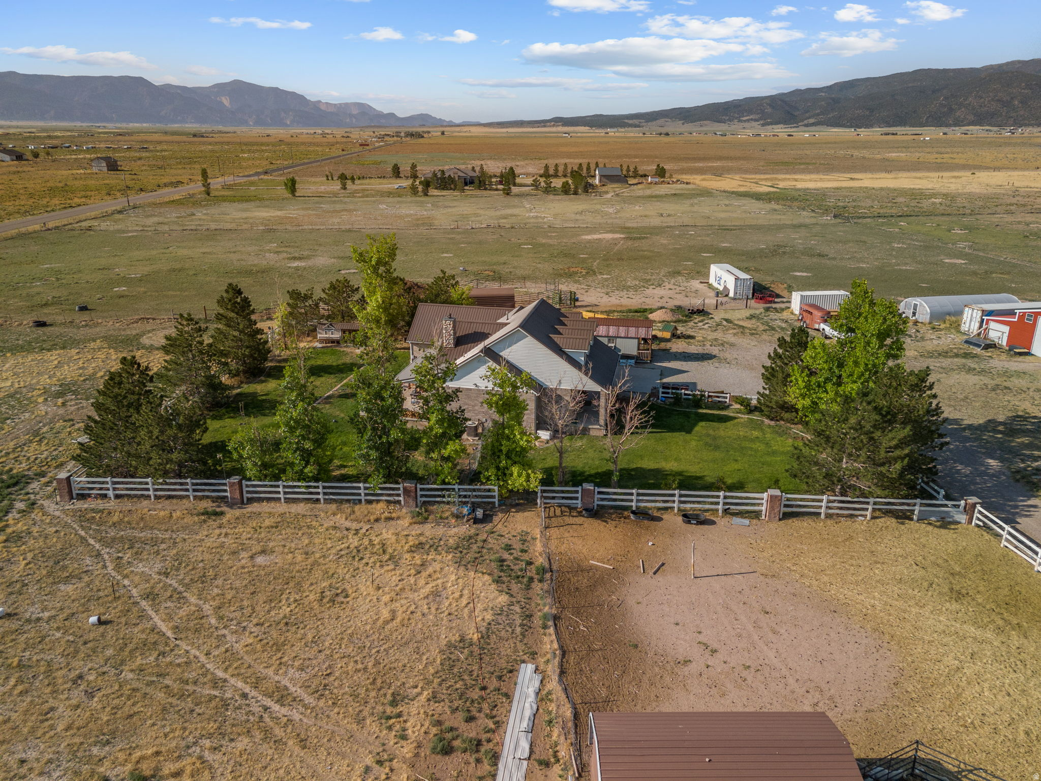 main property photo 8