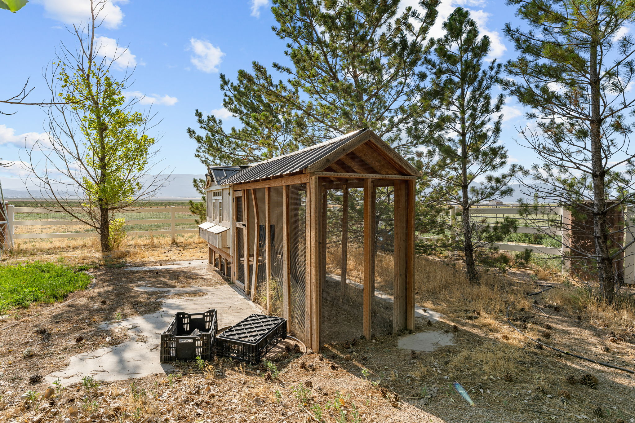 main property photo 80