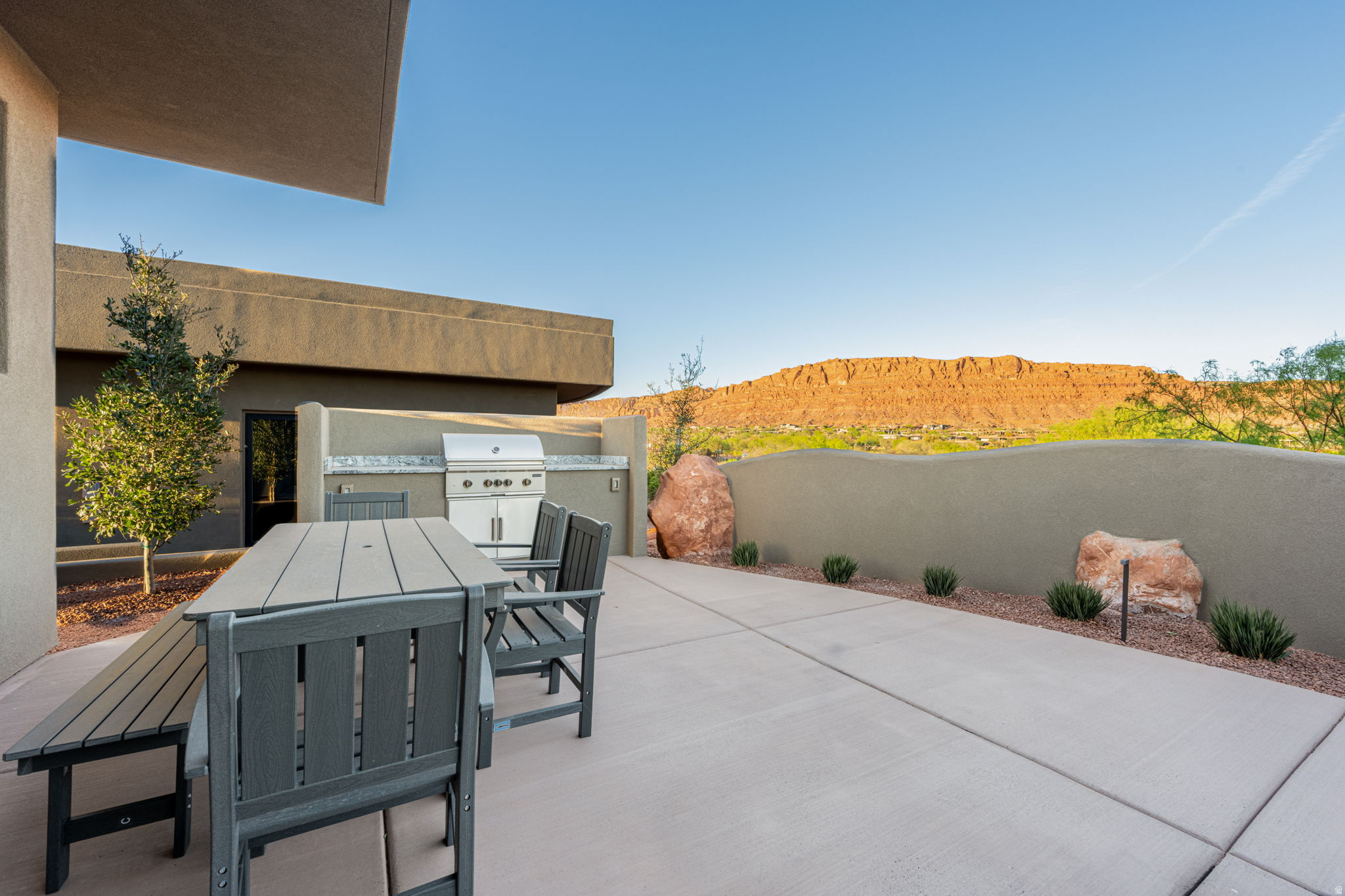 main property photo 59