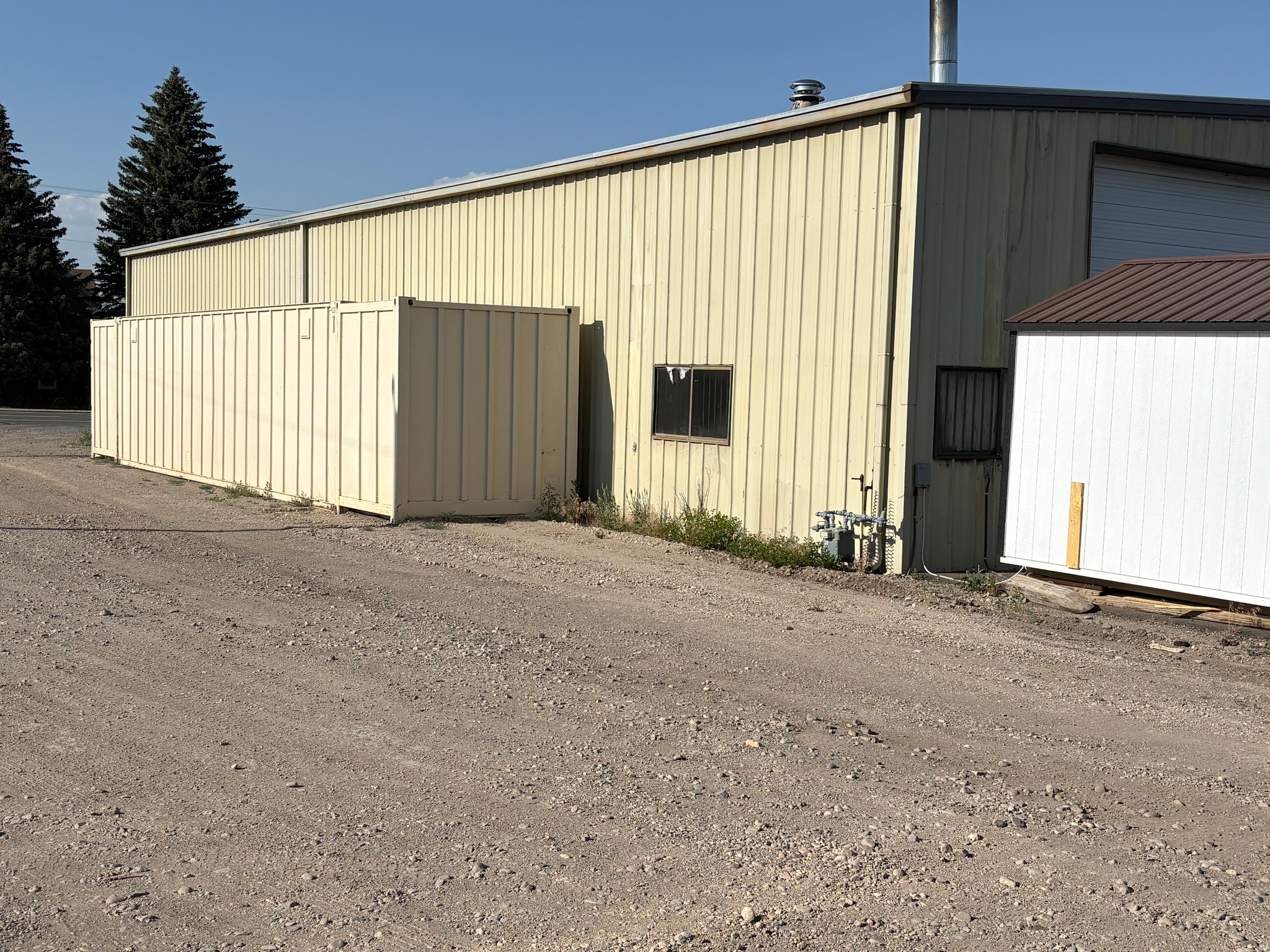 main property photo 40