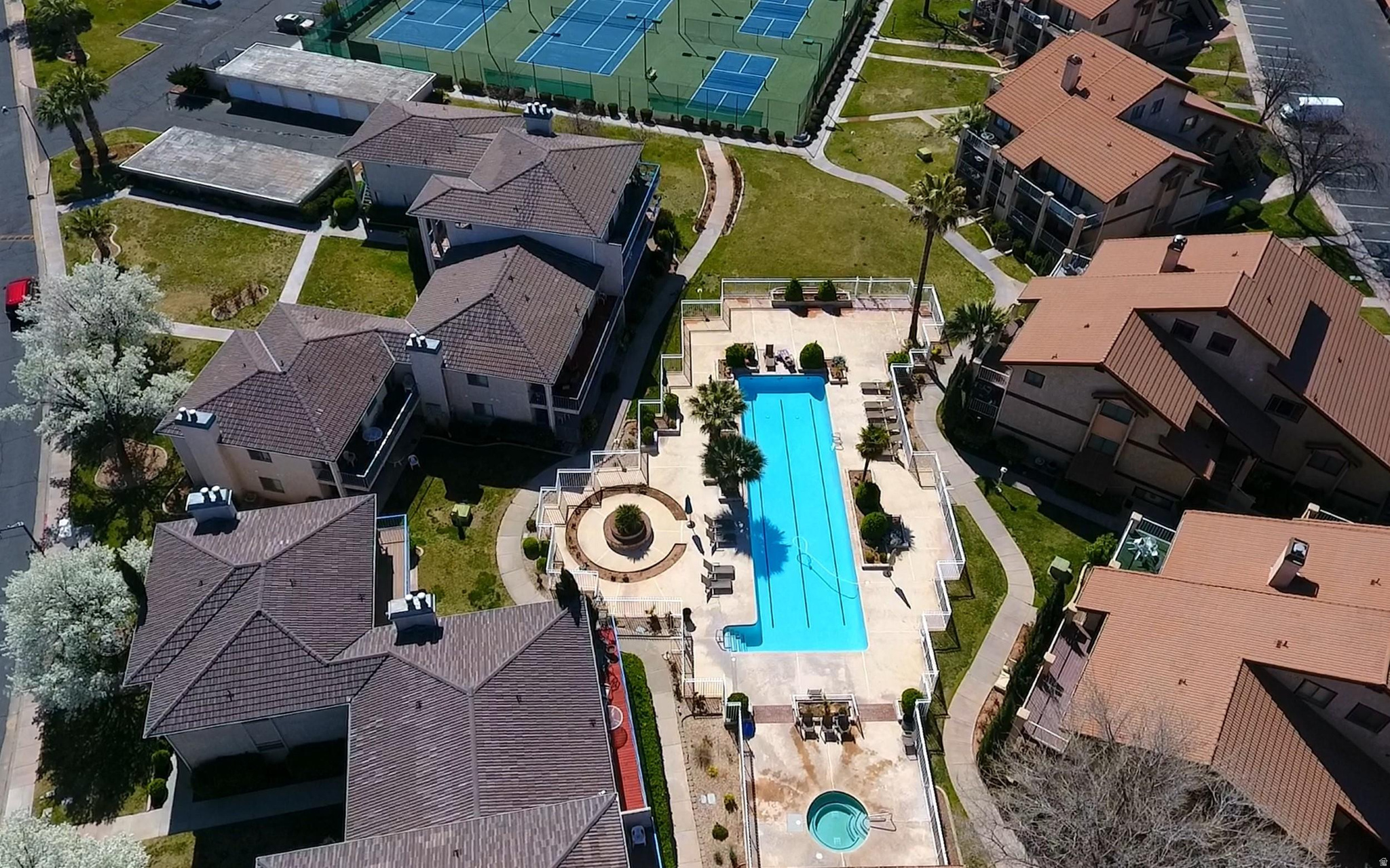 main property photo 15