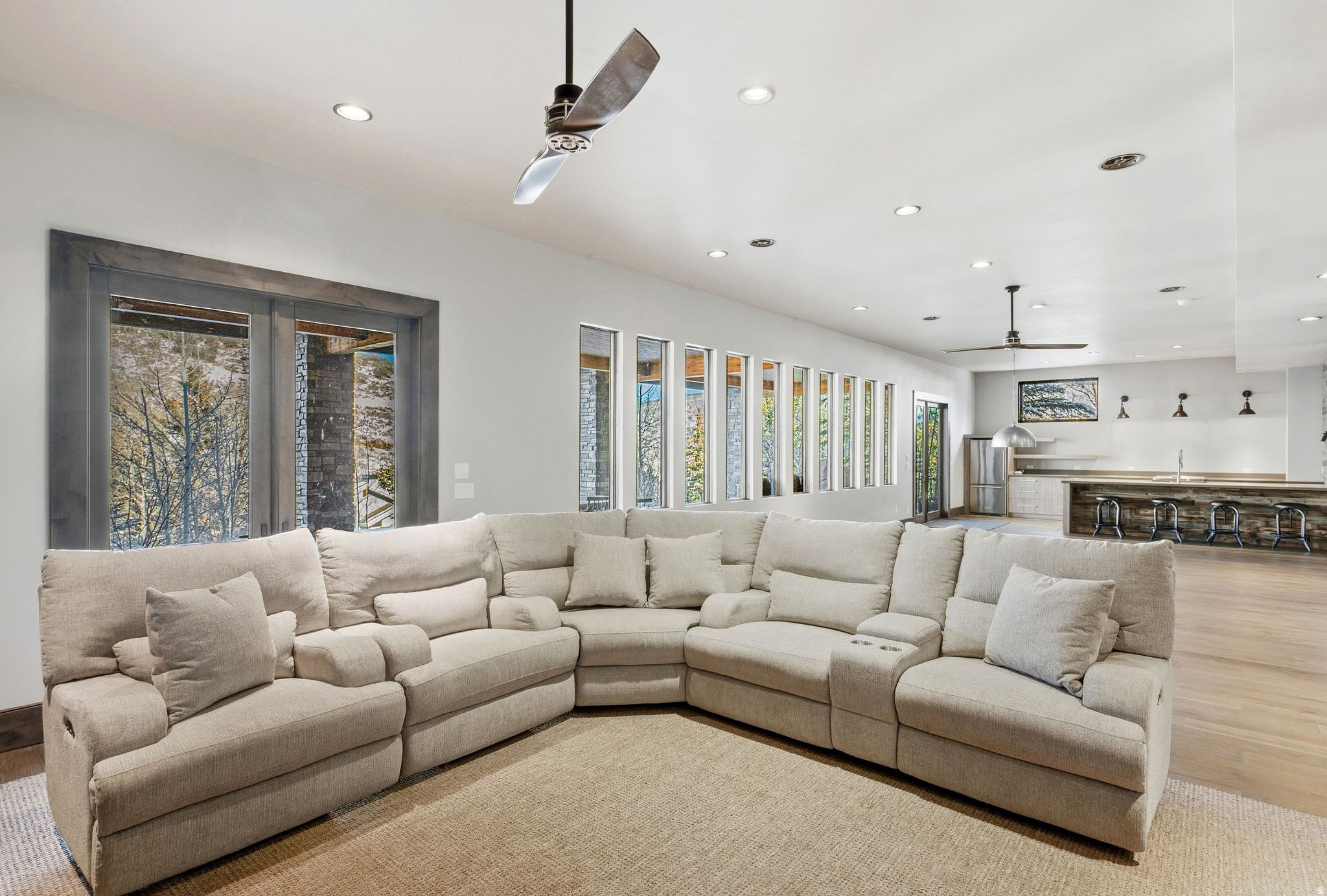 main property photo 58