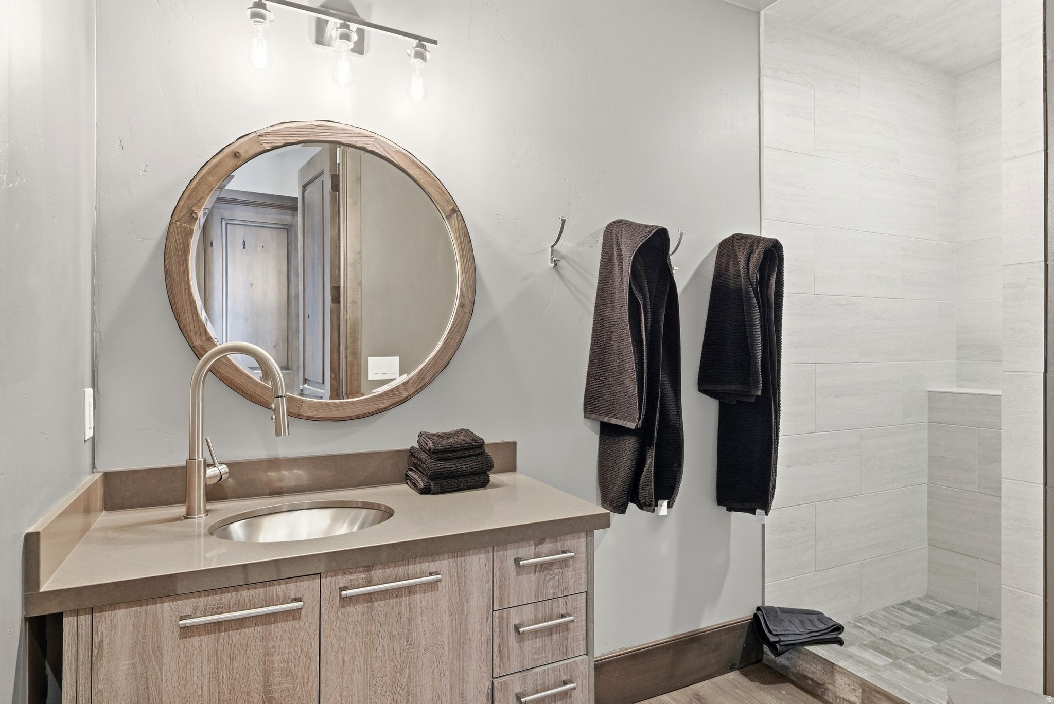 main property photo 63