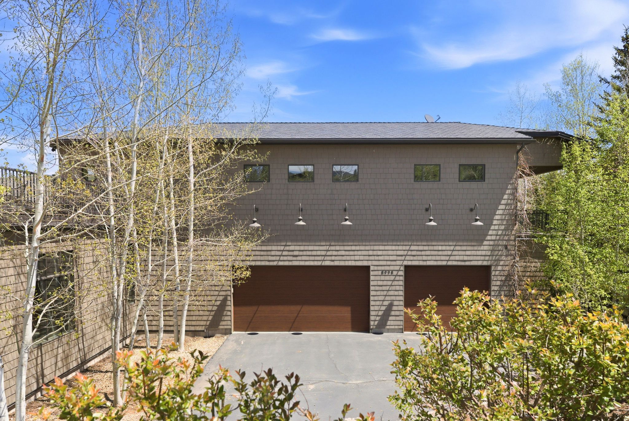main property photo 77