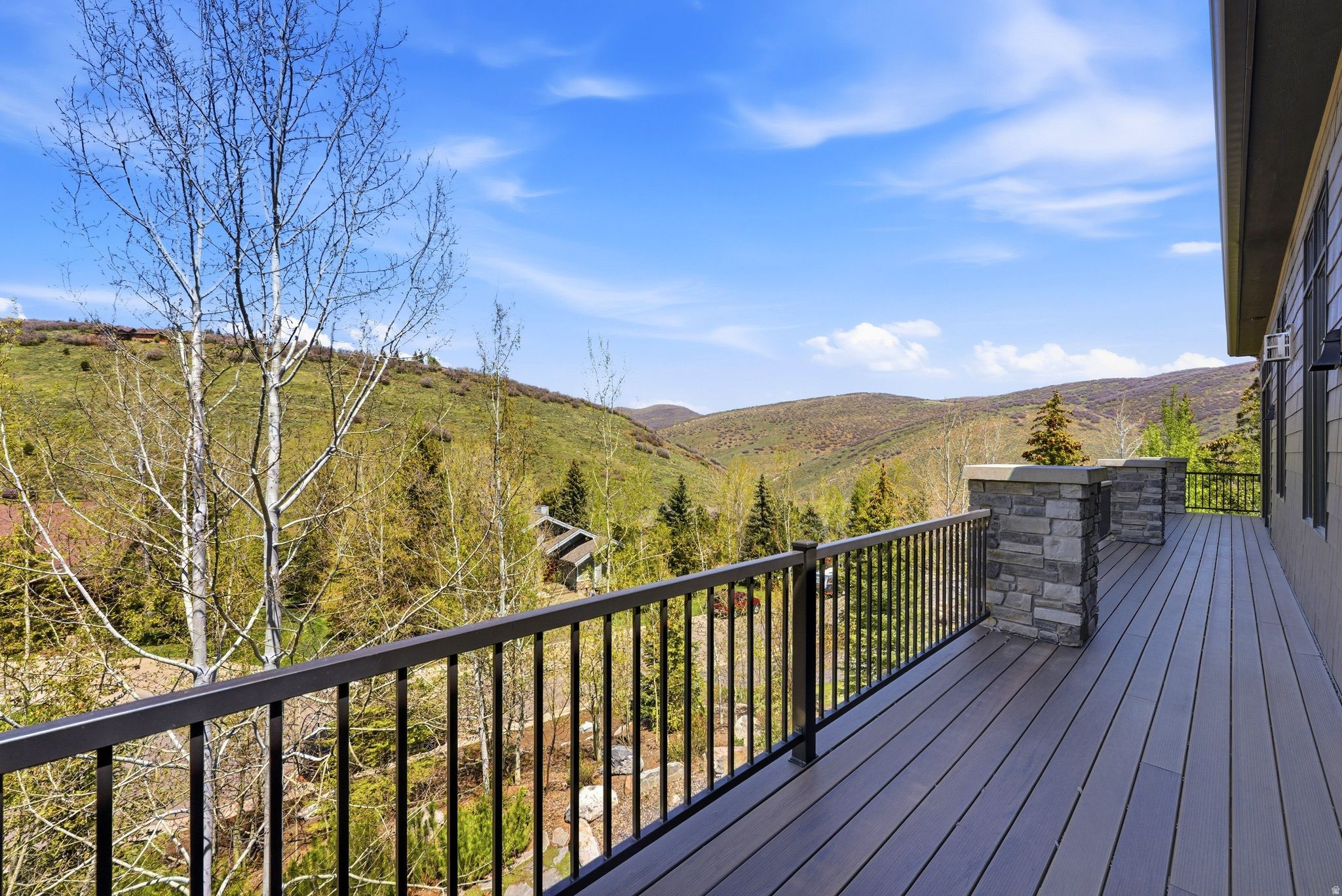 main property photo 78