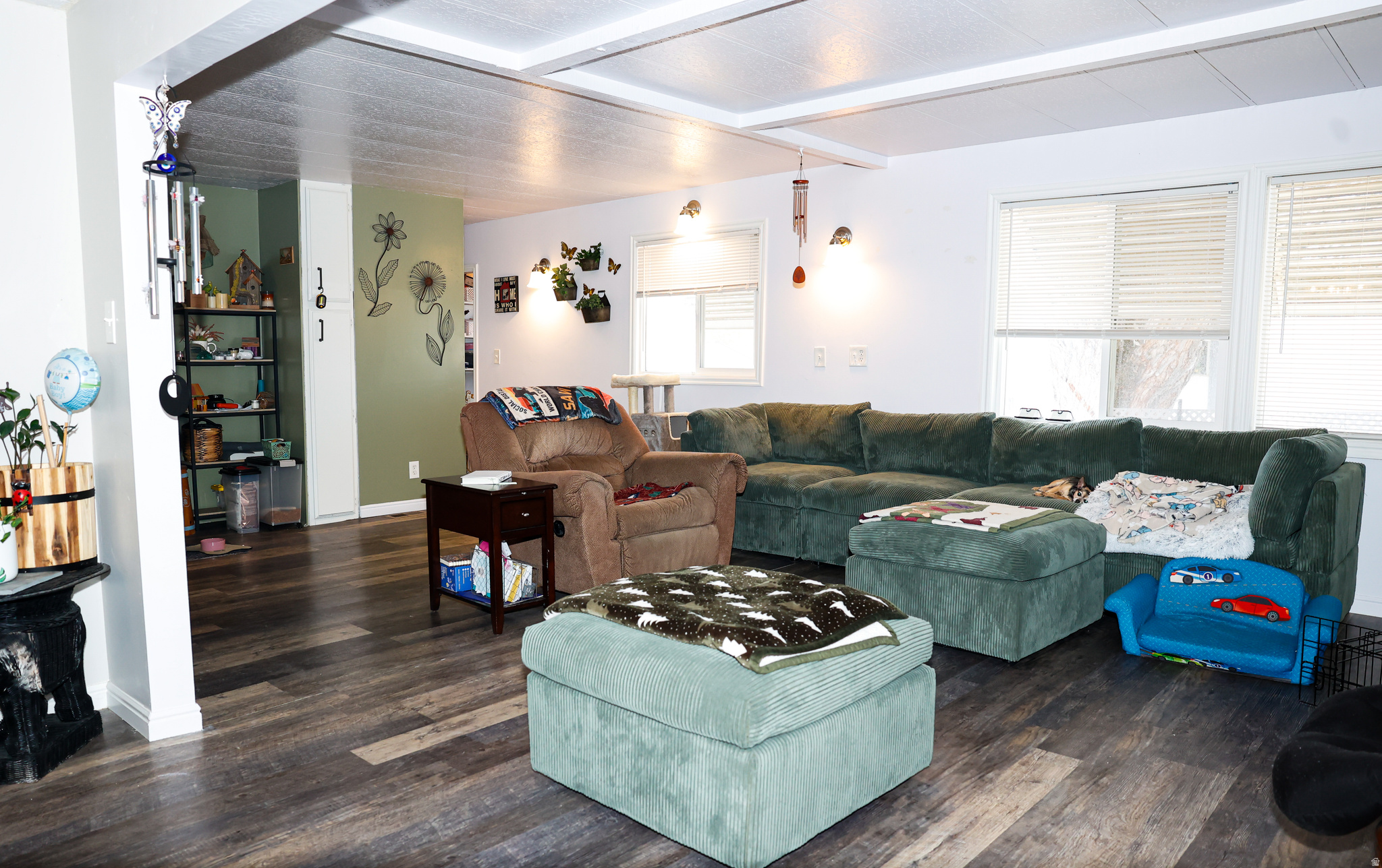main property photo 6