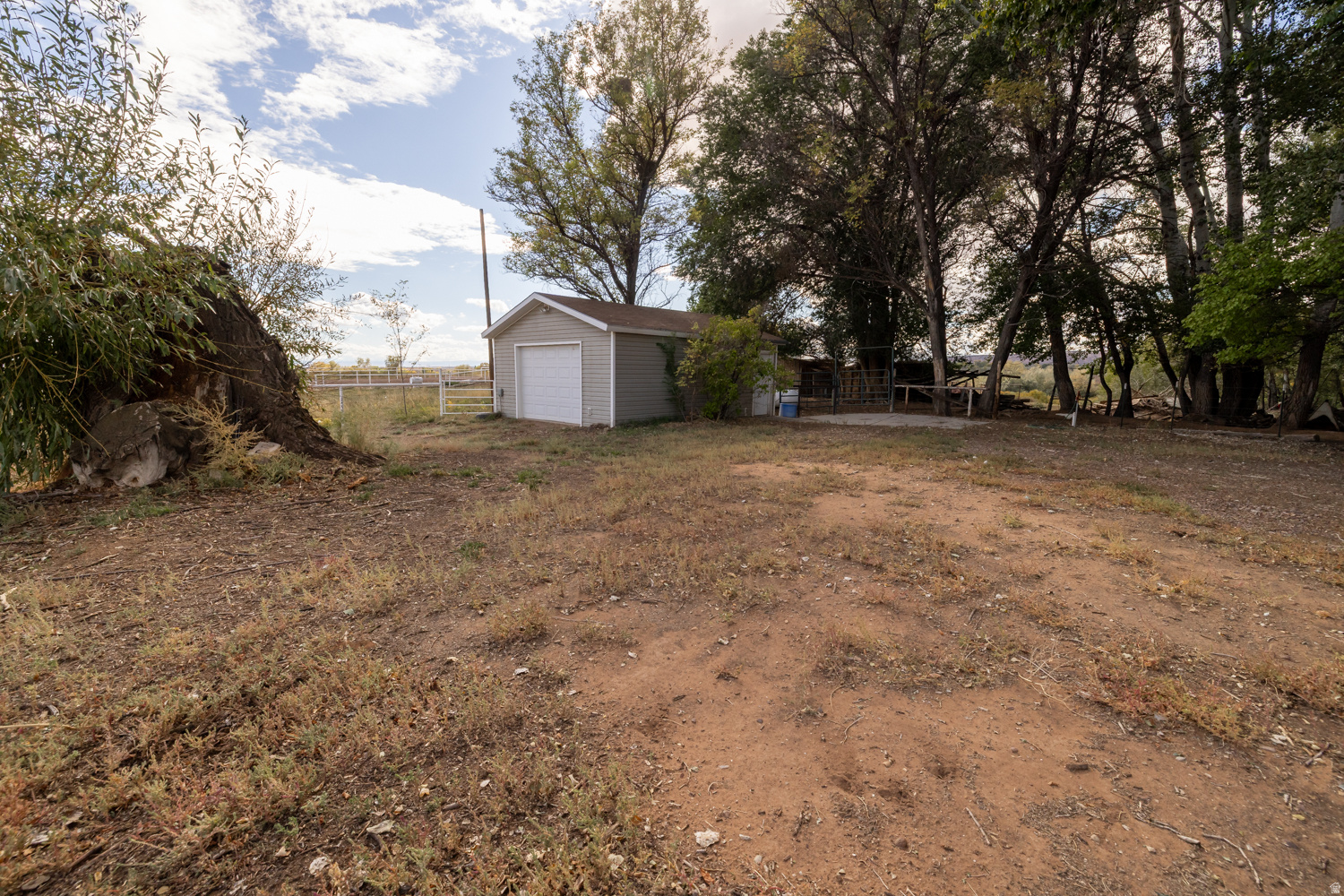 main property photo 58