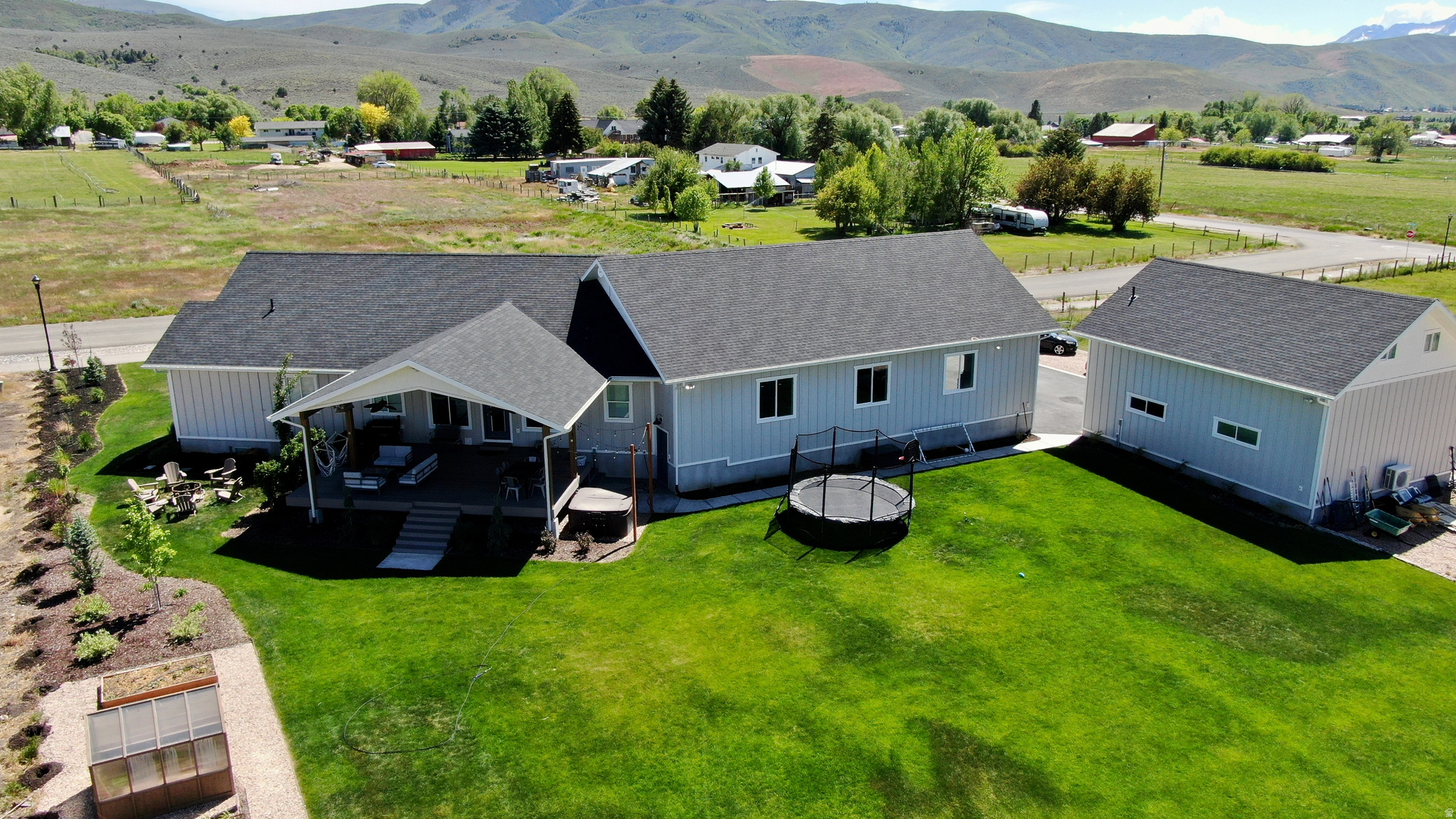 main property photo 56