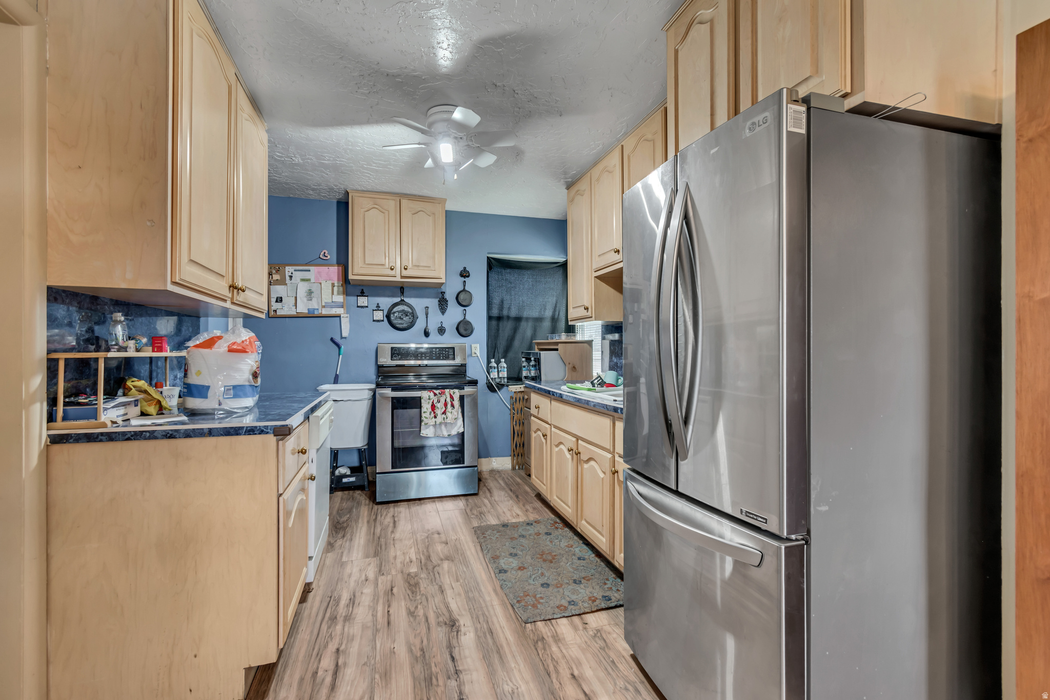 main property photo 5