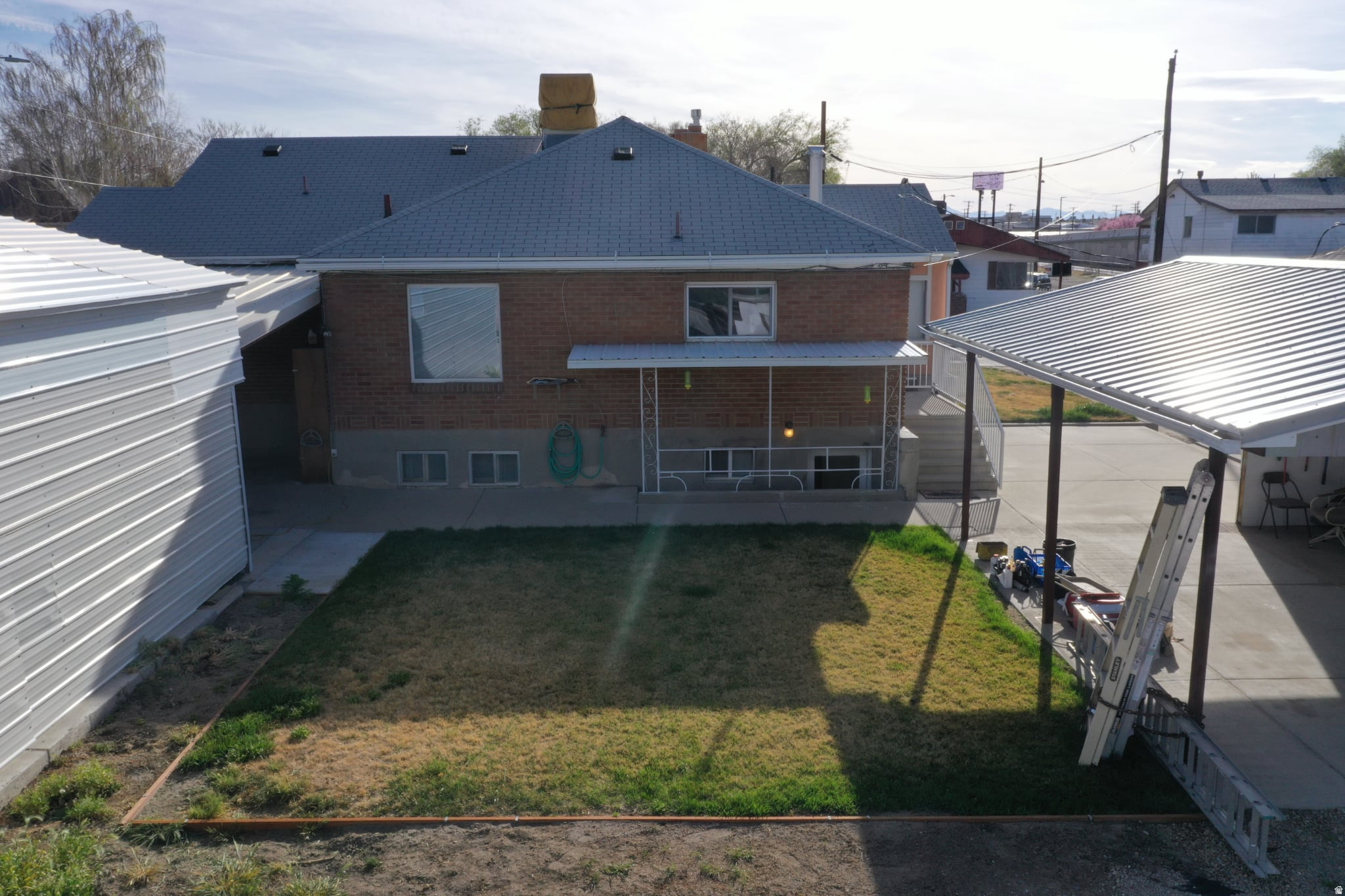 main property photo 4