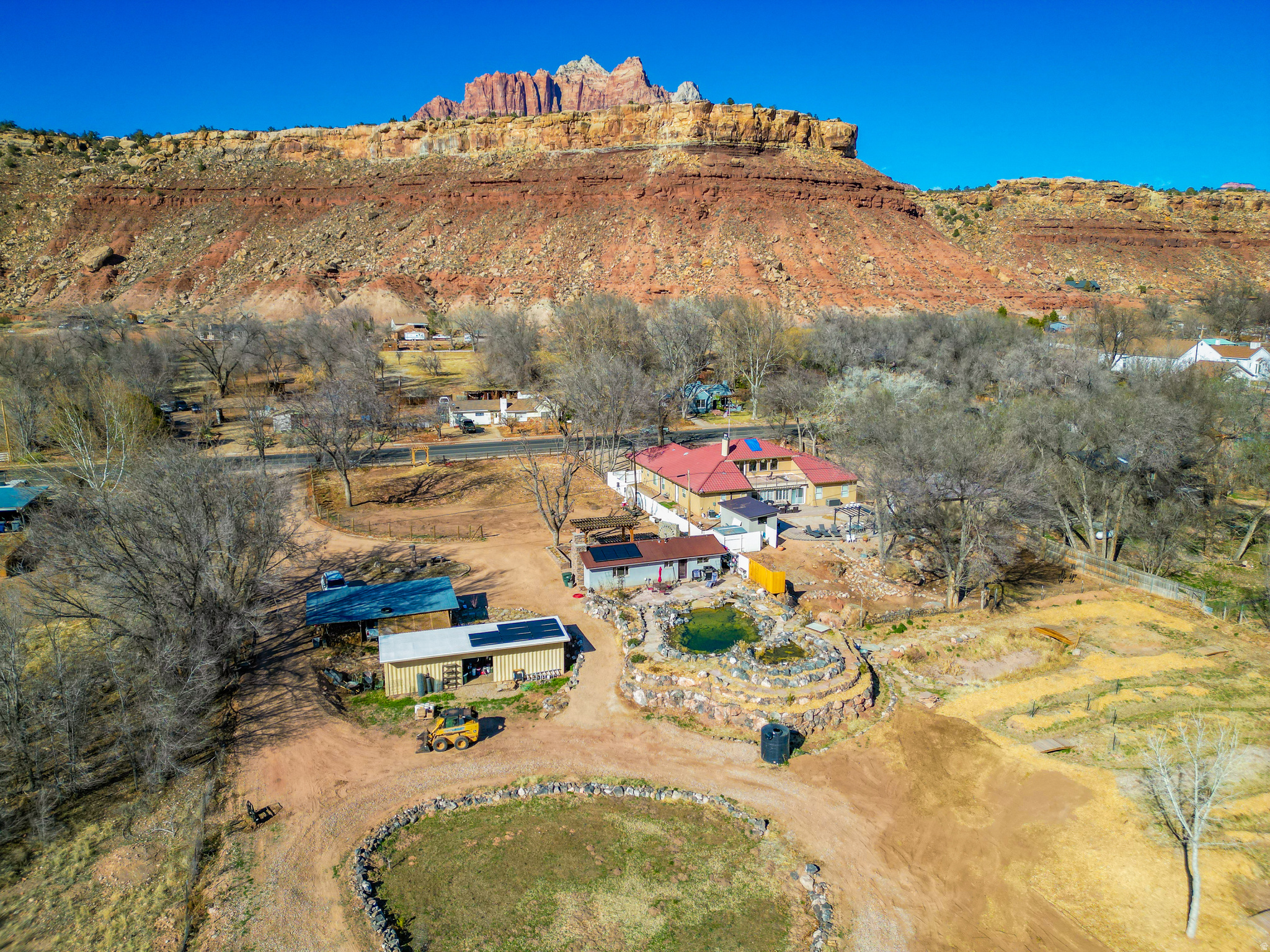 main property photo 12
