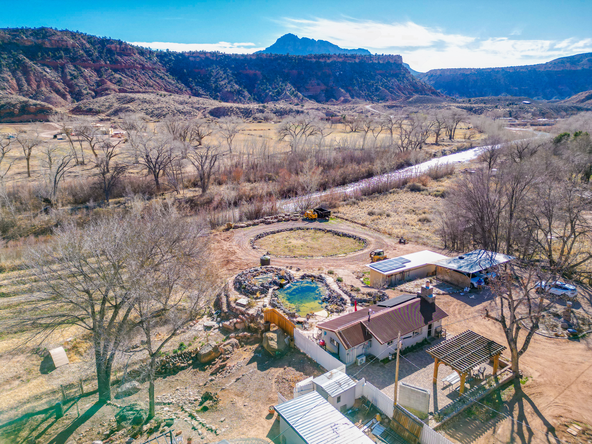 main property photo 17