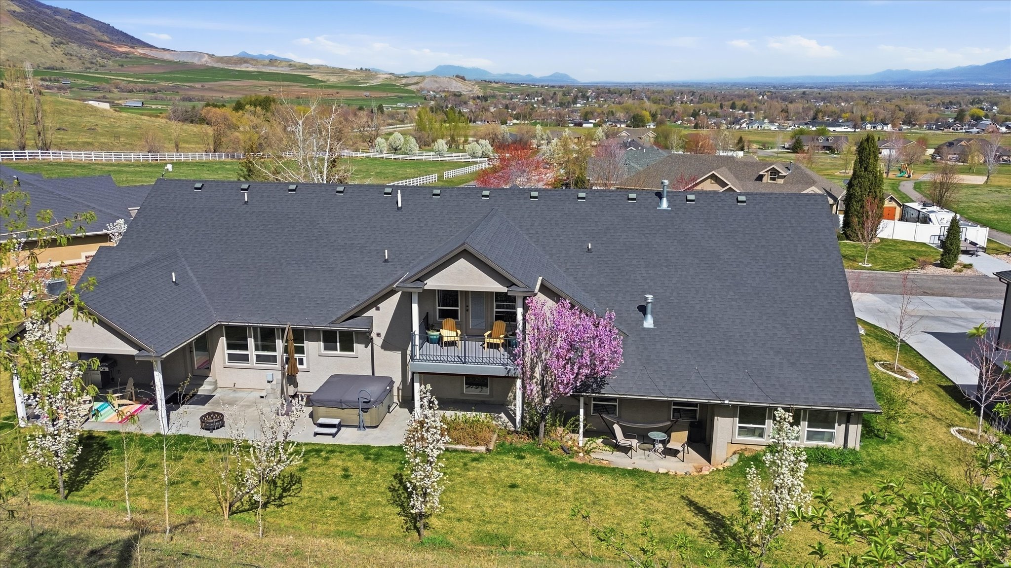 main property photo 70