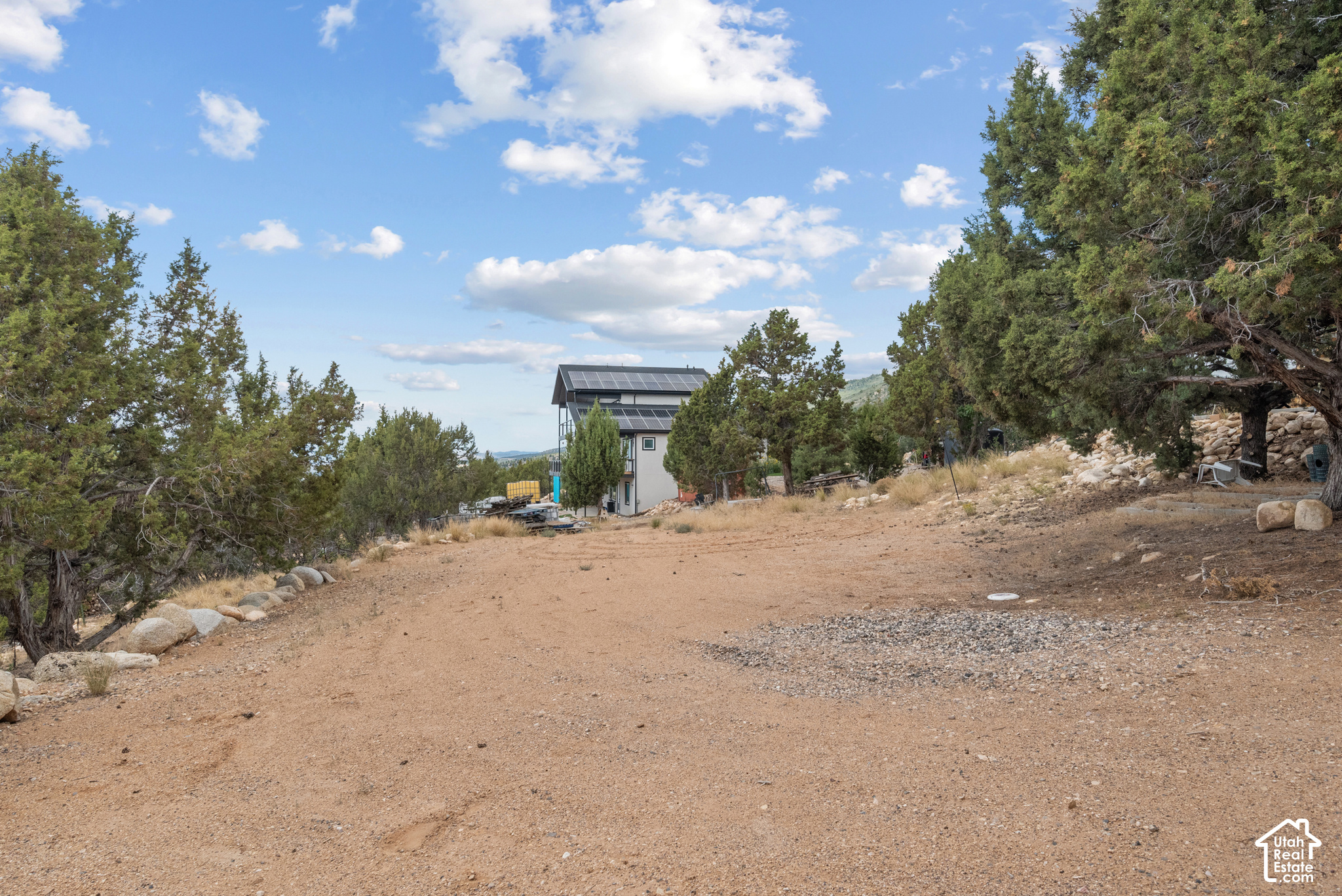 main property photo 58