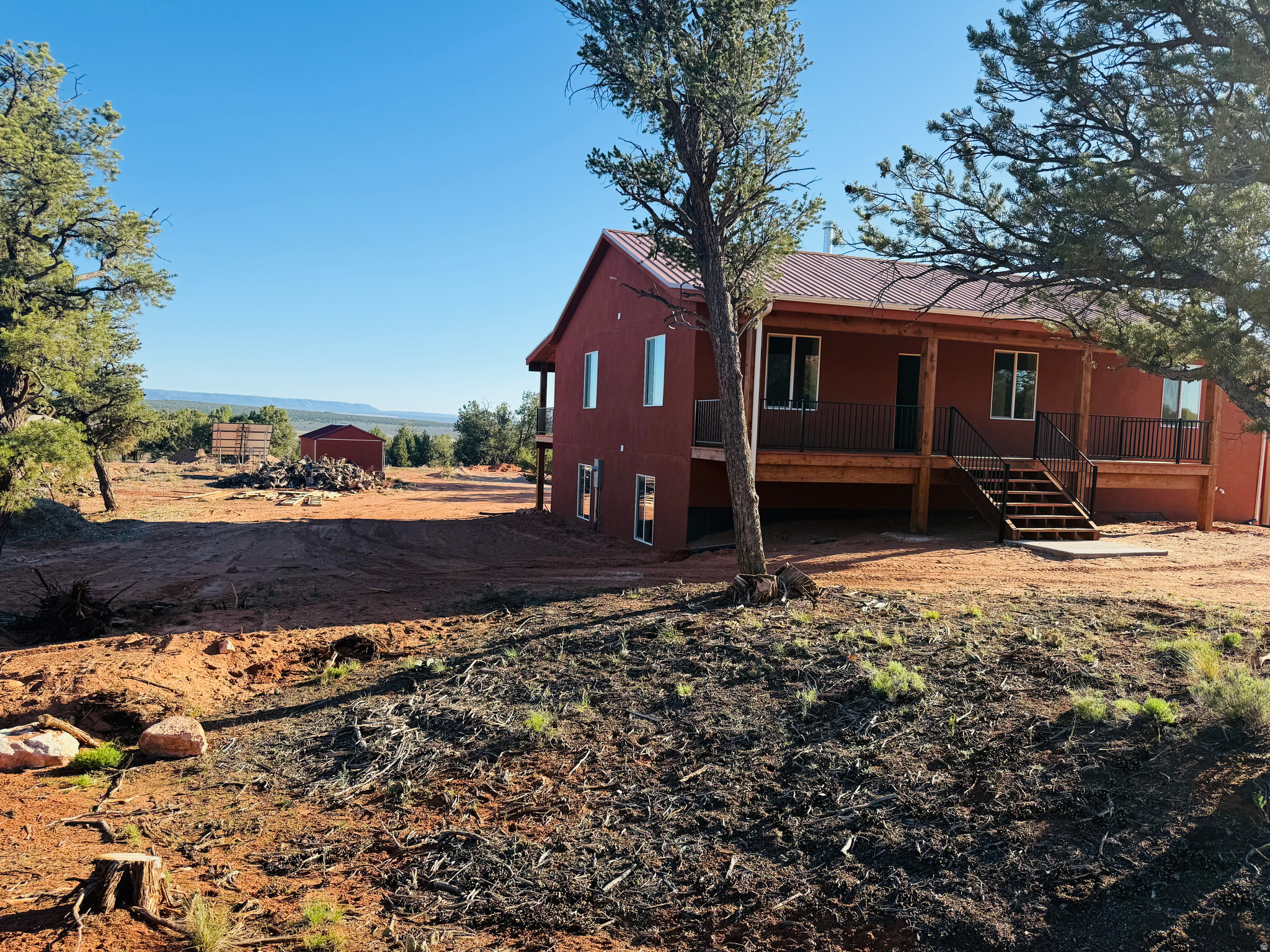 main property photo 31