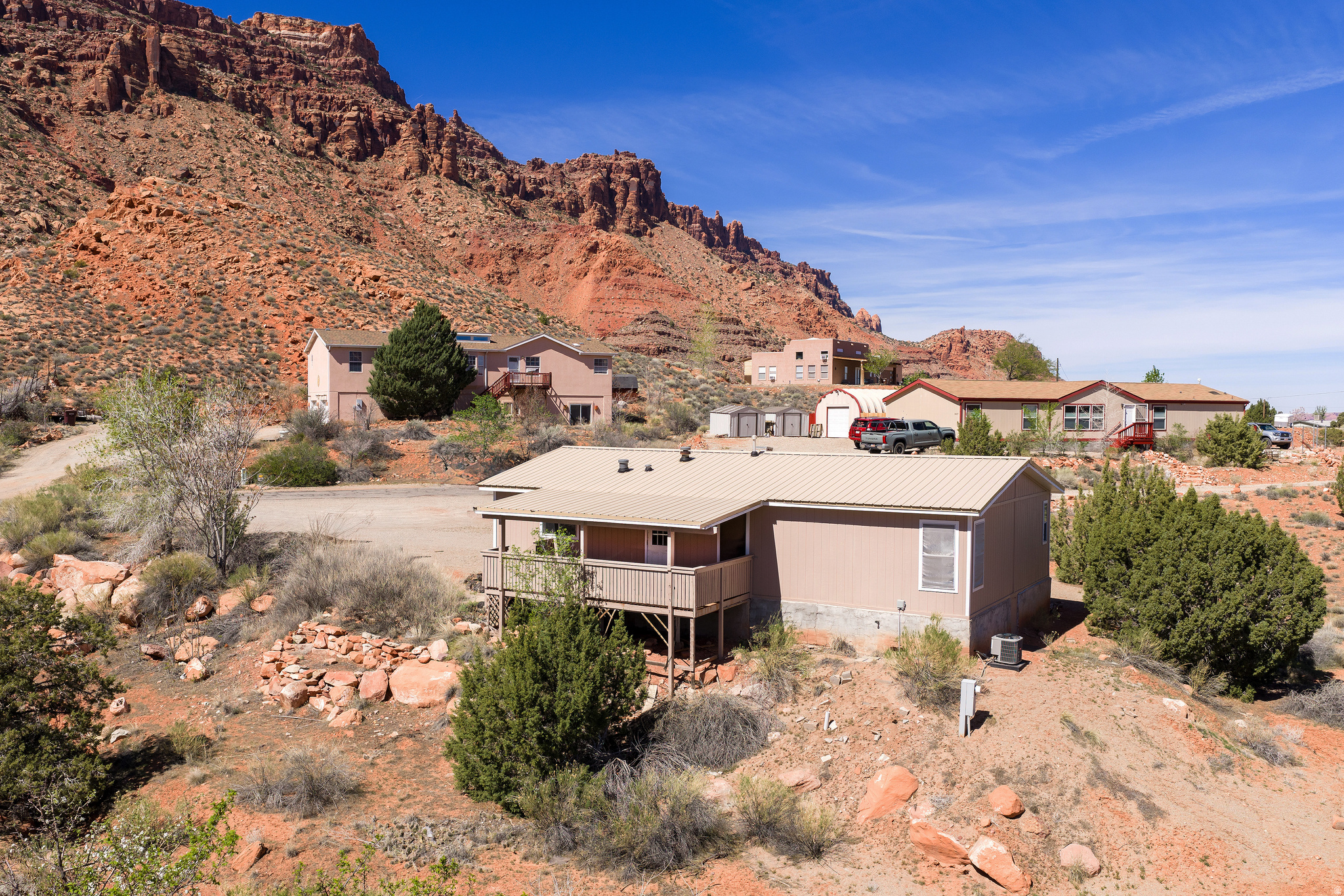 main property photo 20