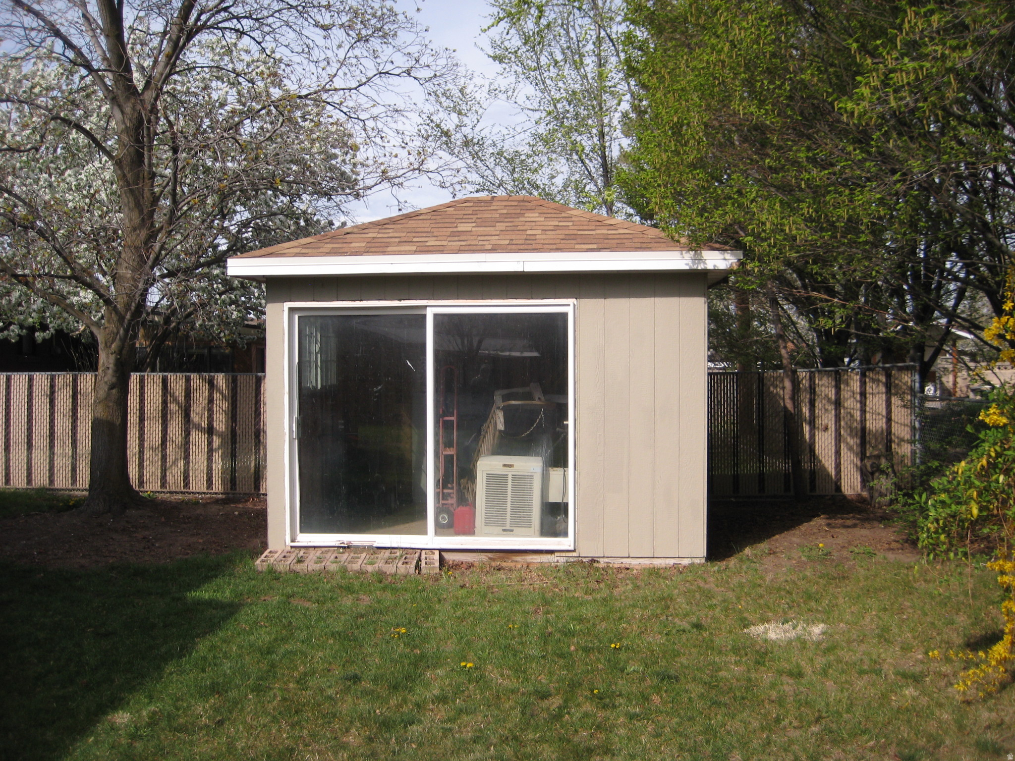 main property photo 10
