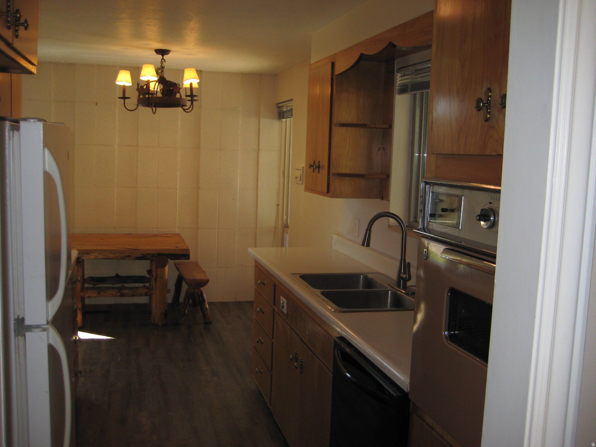 main property photo 13