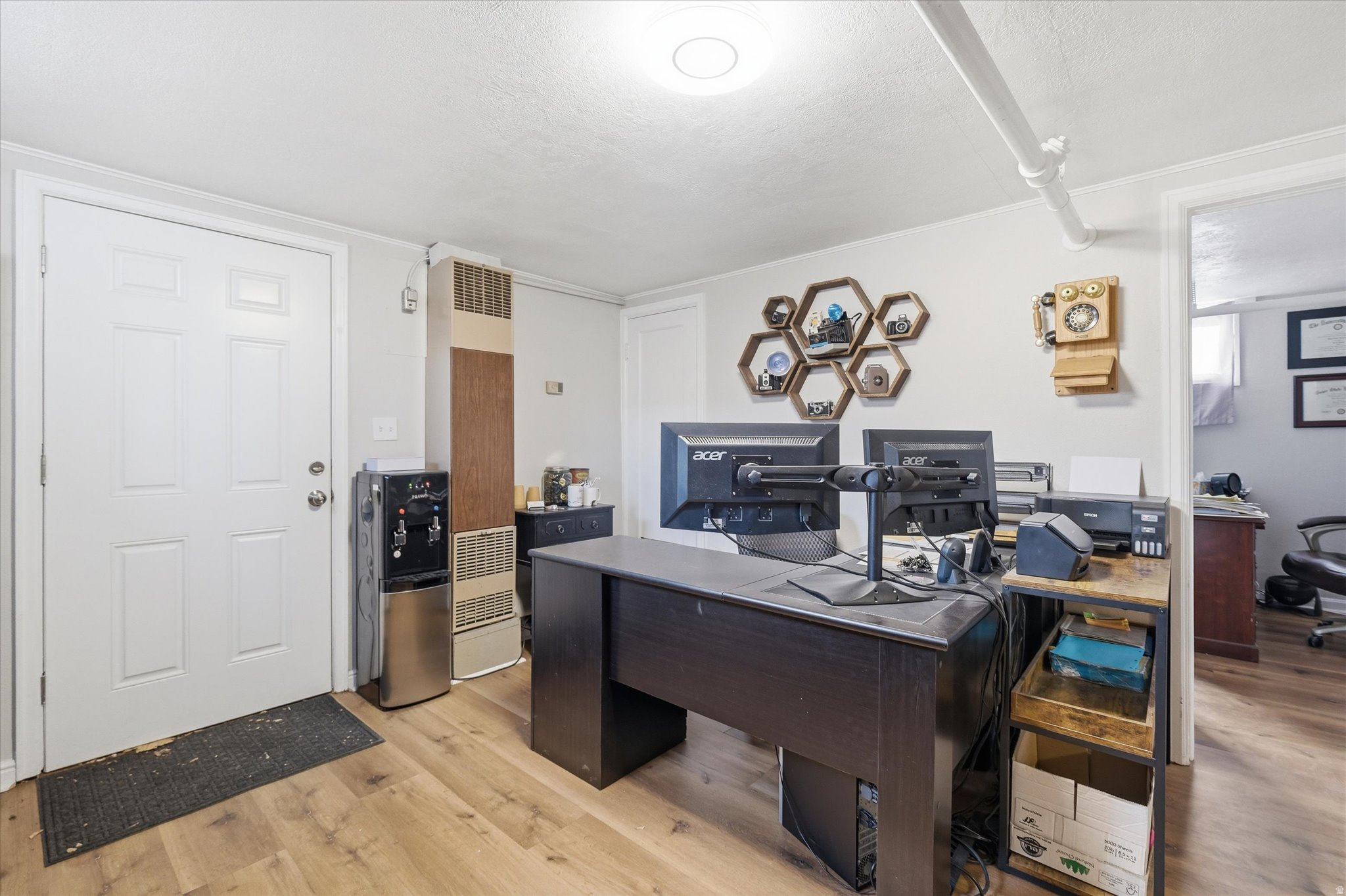 main property photo 31