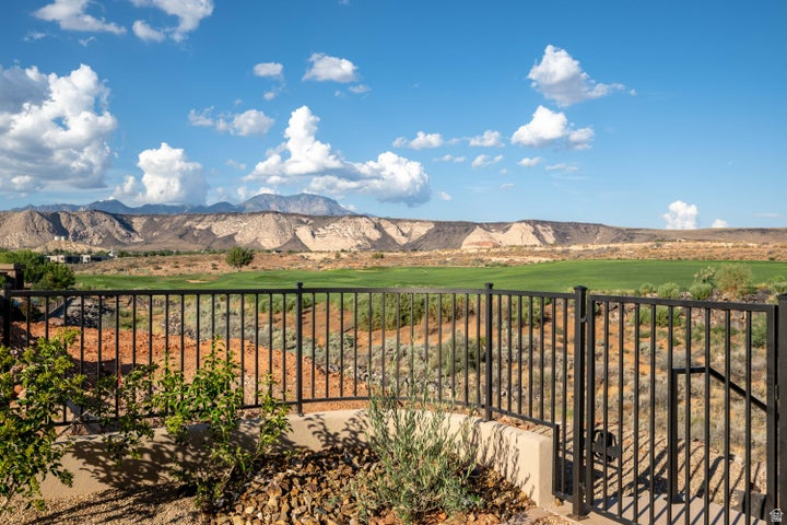 main property photo 78