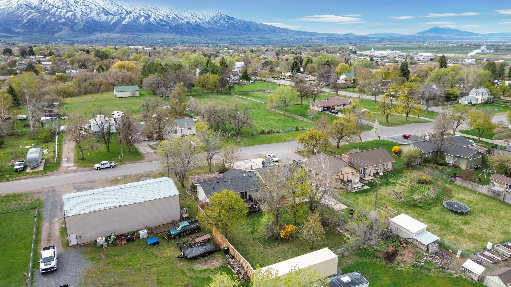 main property photo 34