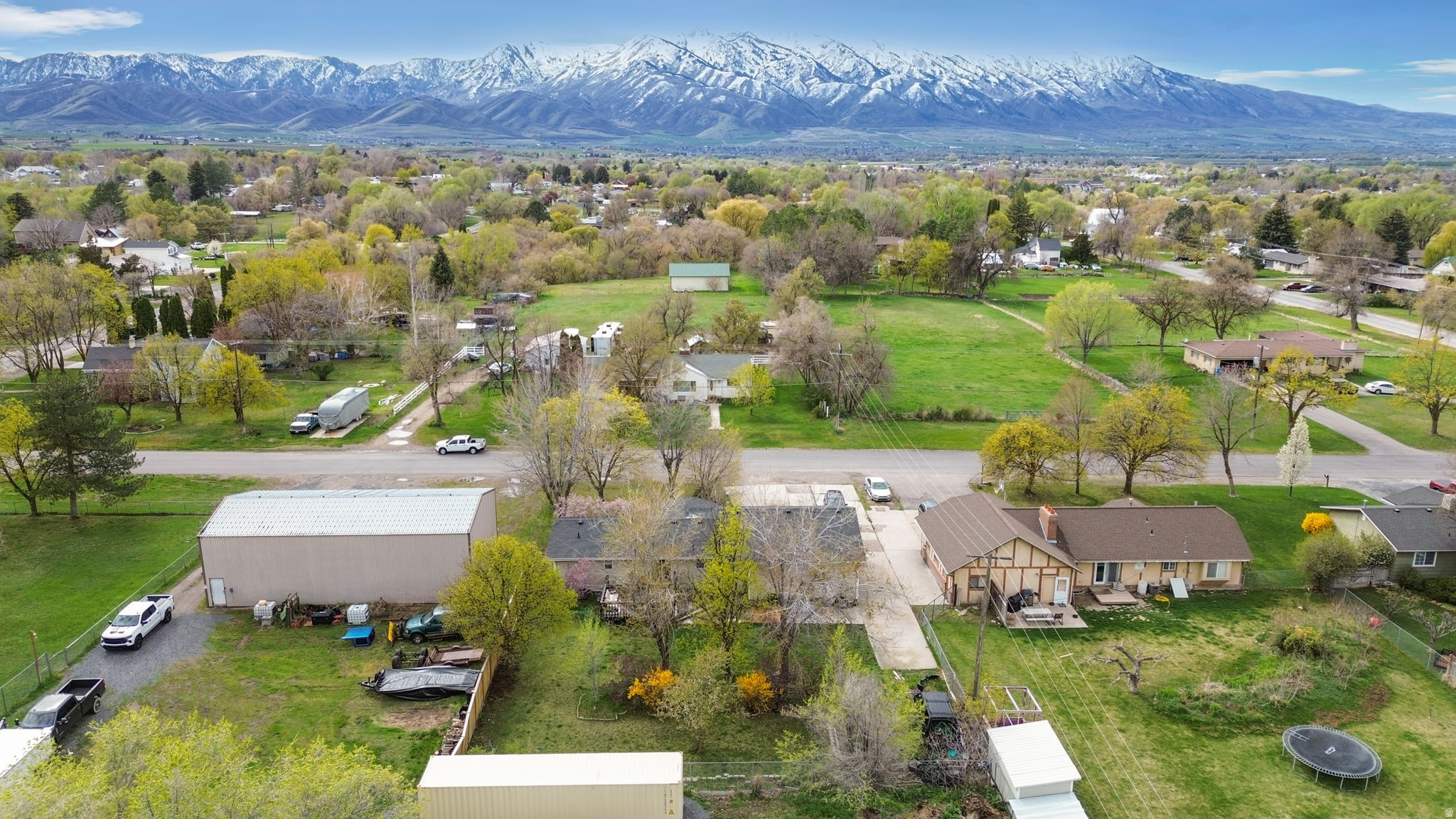 main property photo 36