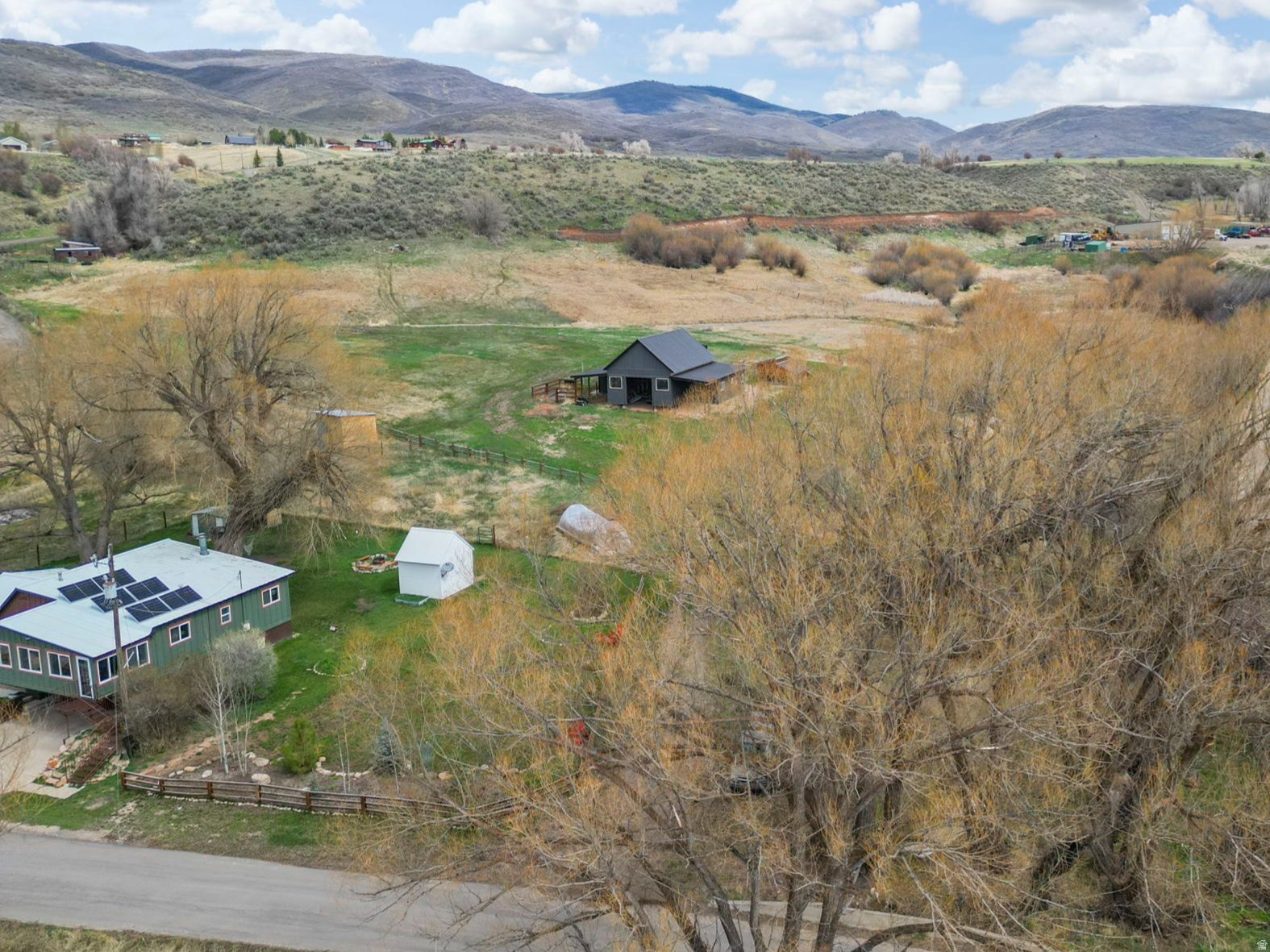 main property photo 24