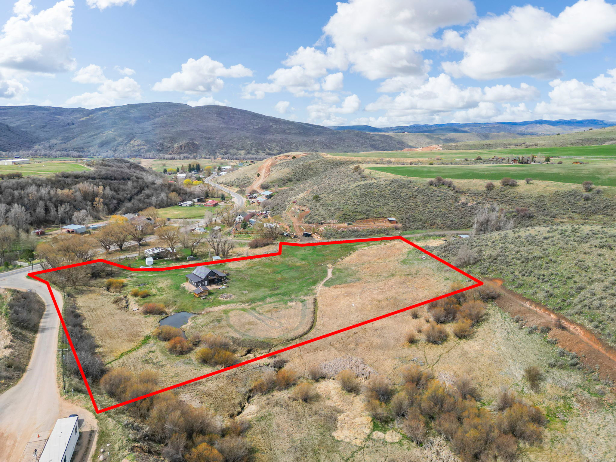 main property photo 30