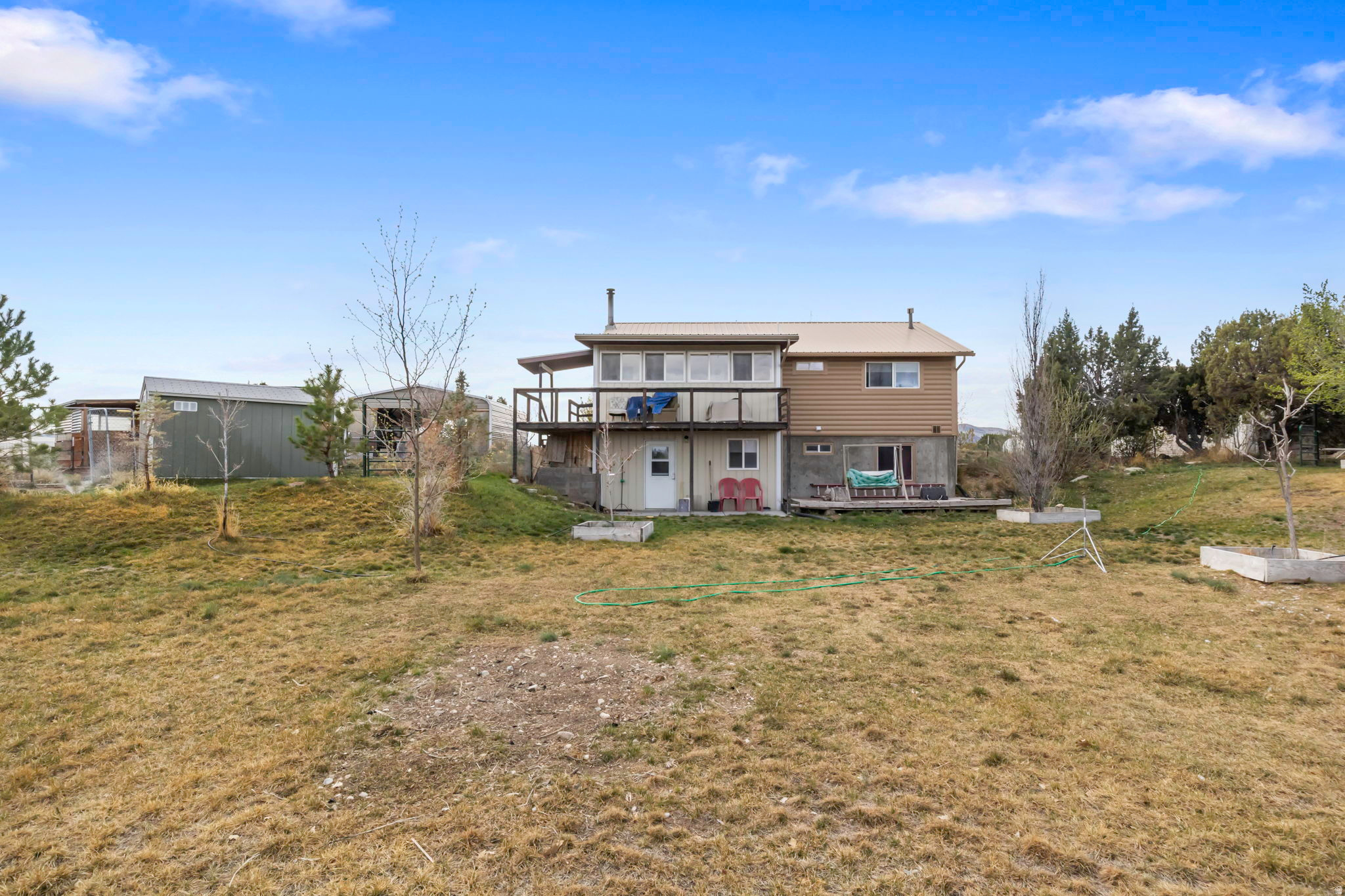 main property photo 39