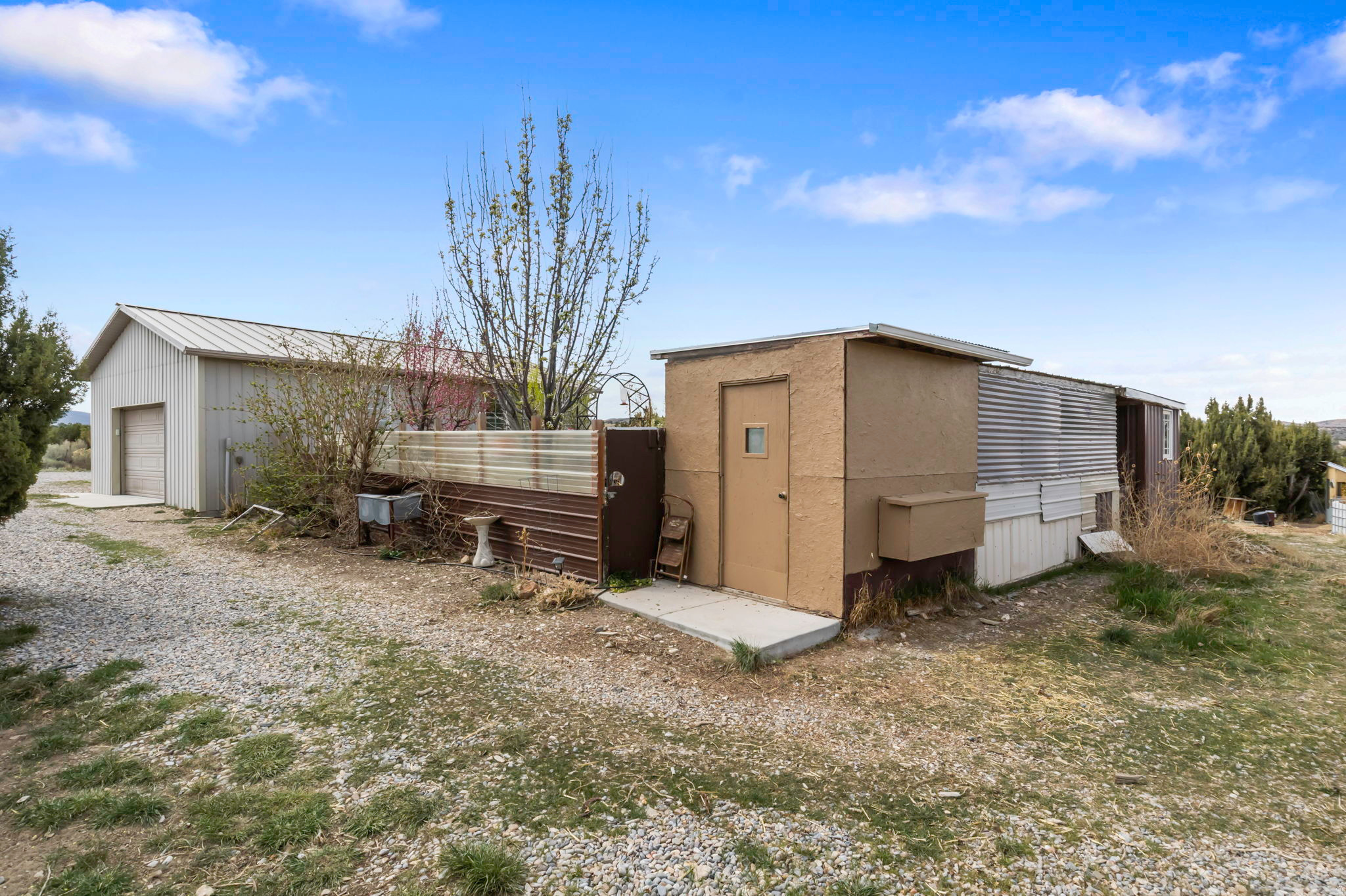 main property photo 50