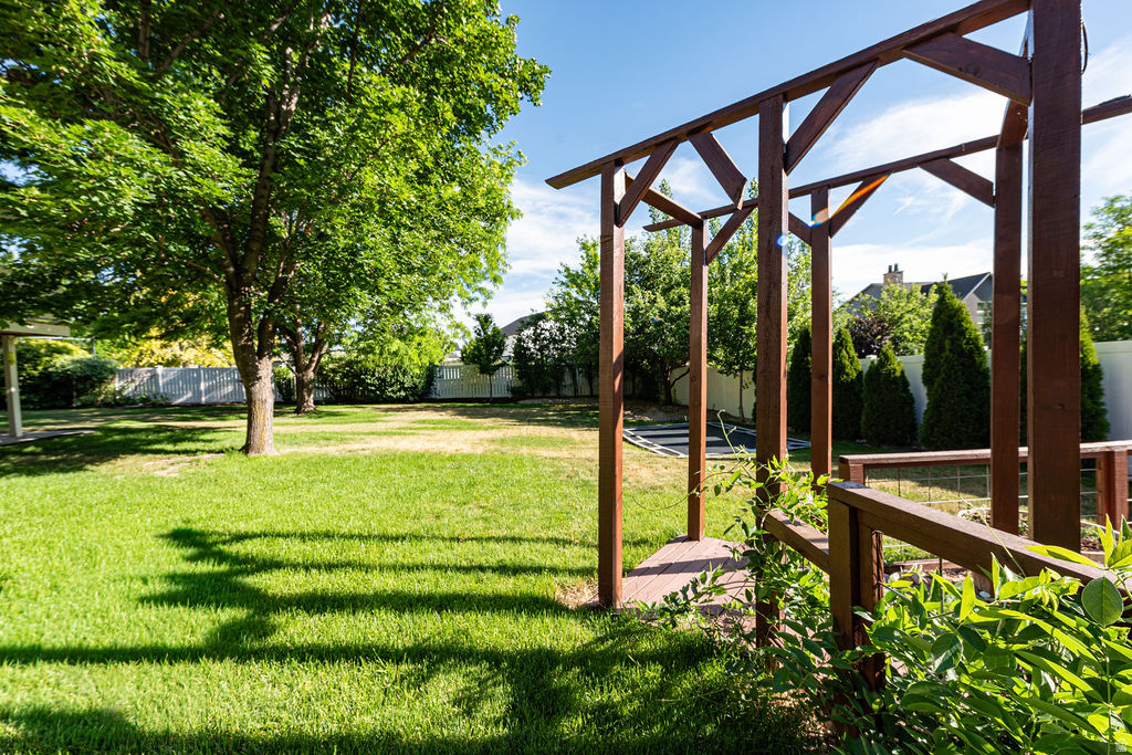 main property photo 70
