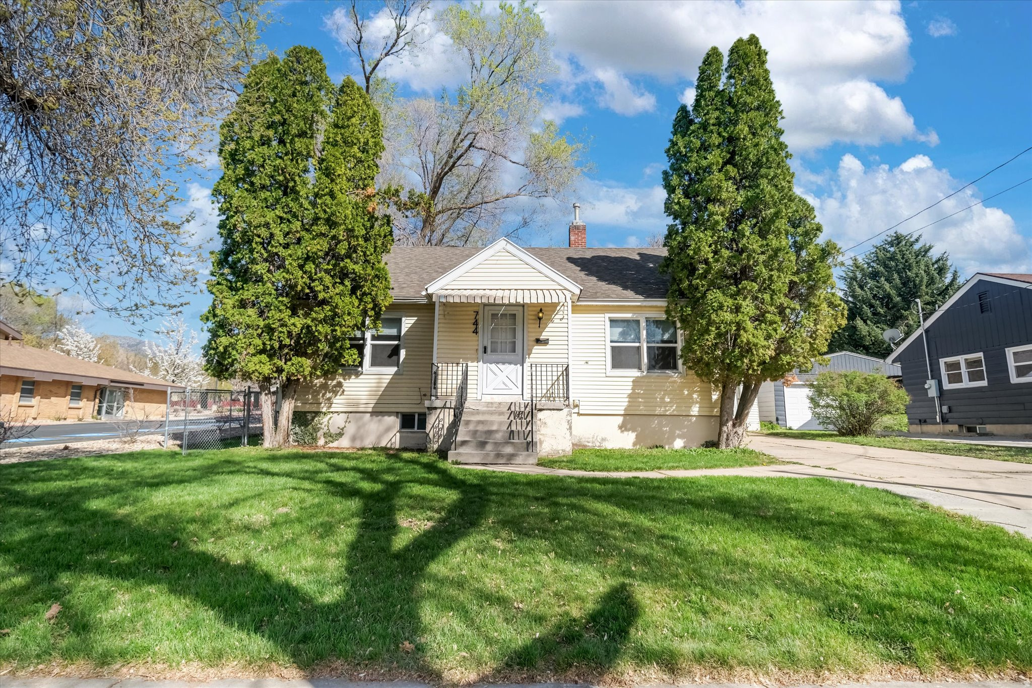 main property photo 24