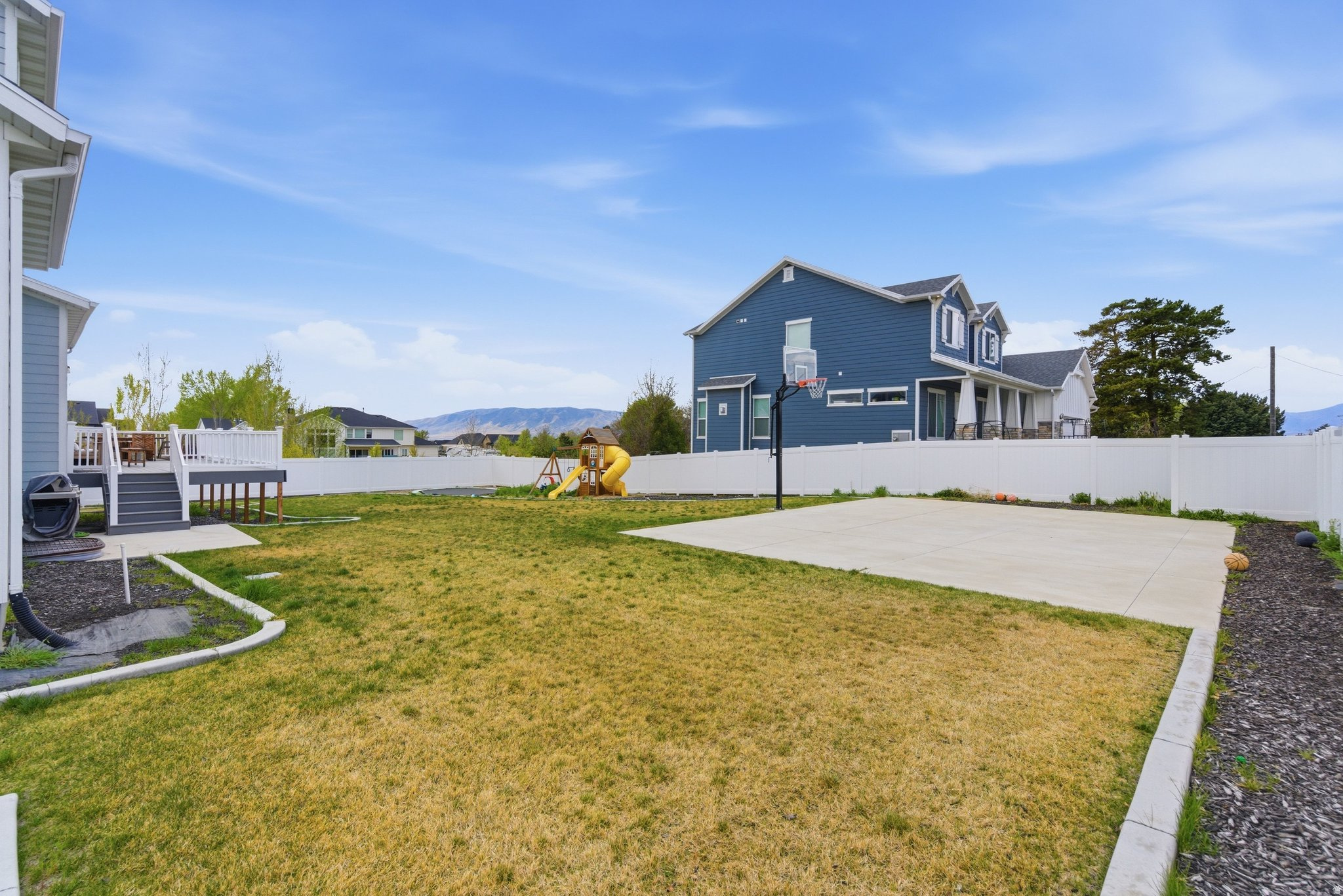 main property photo 58