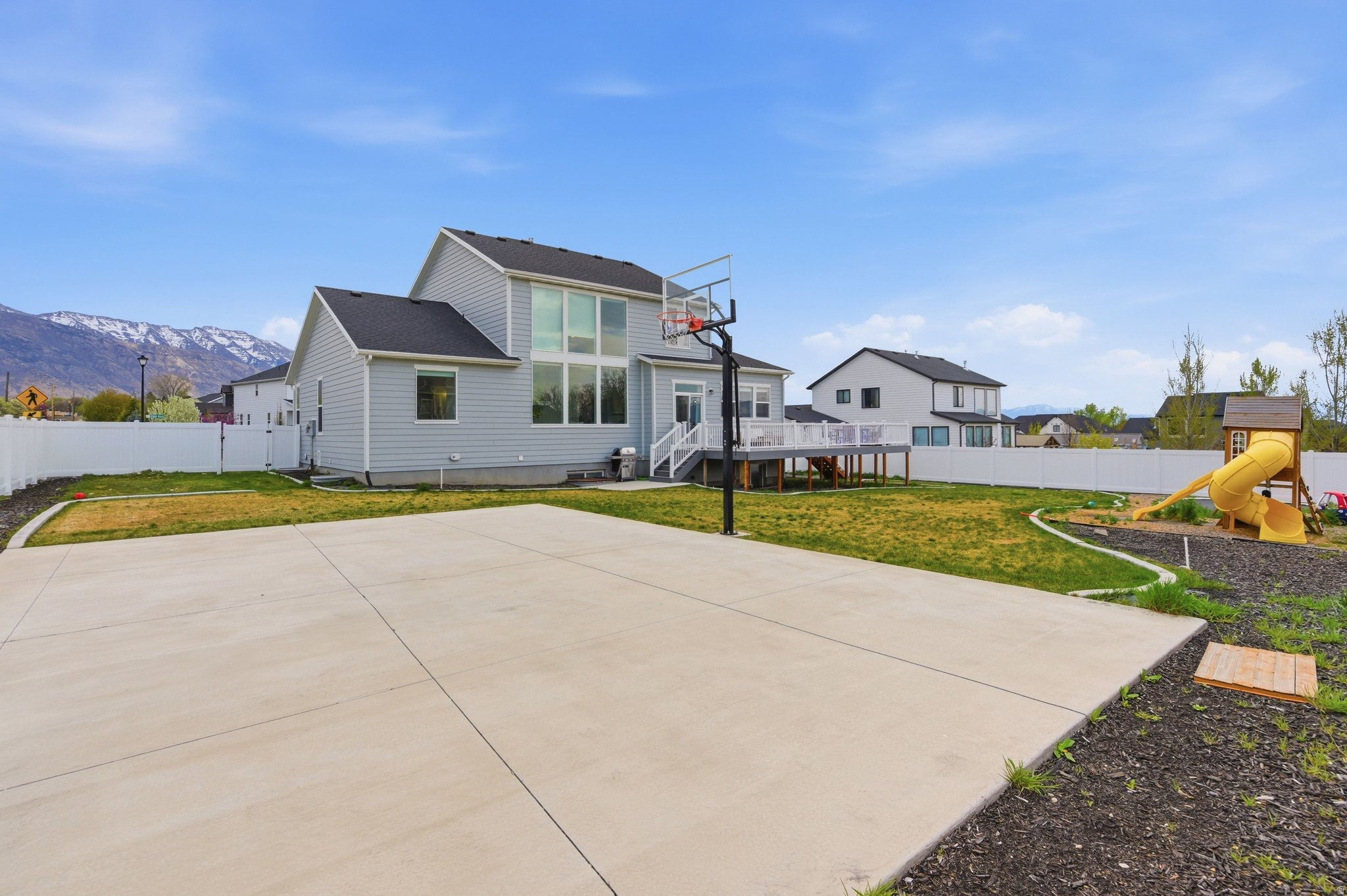 main property photo 59