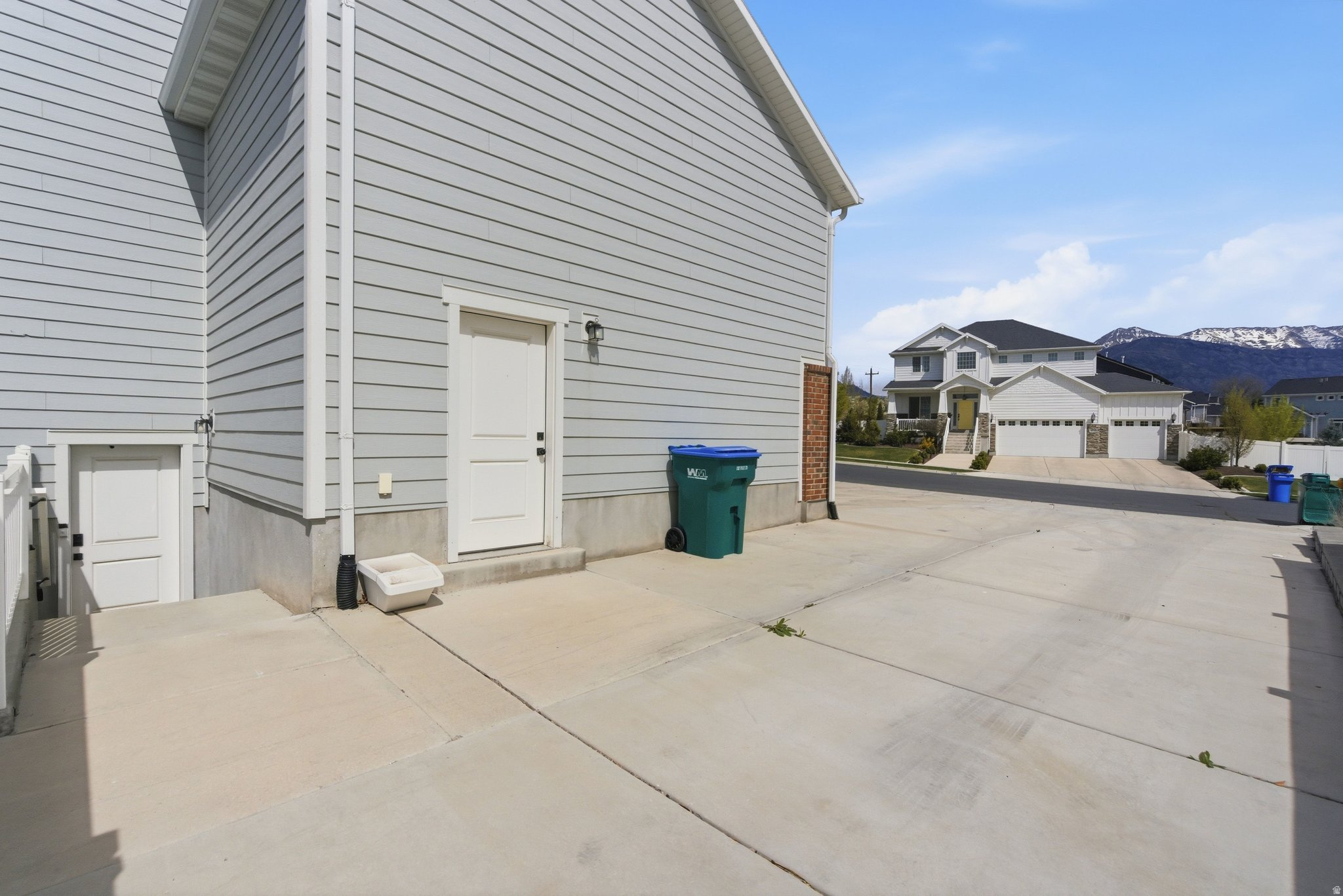 main property photo 69