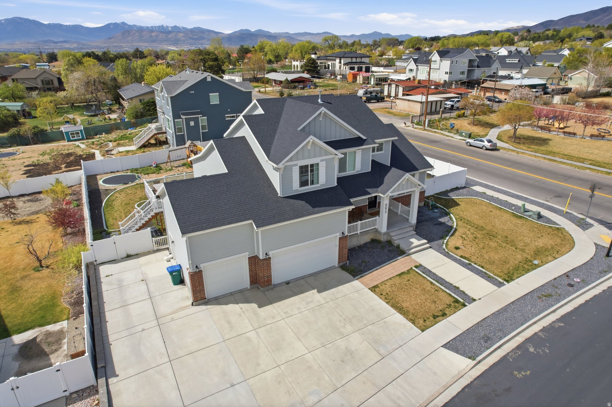main property photo 71