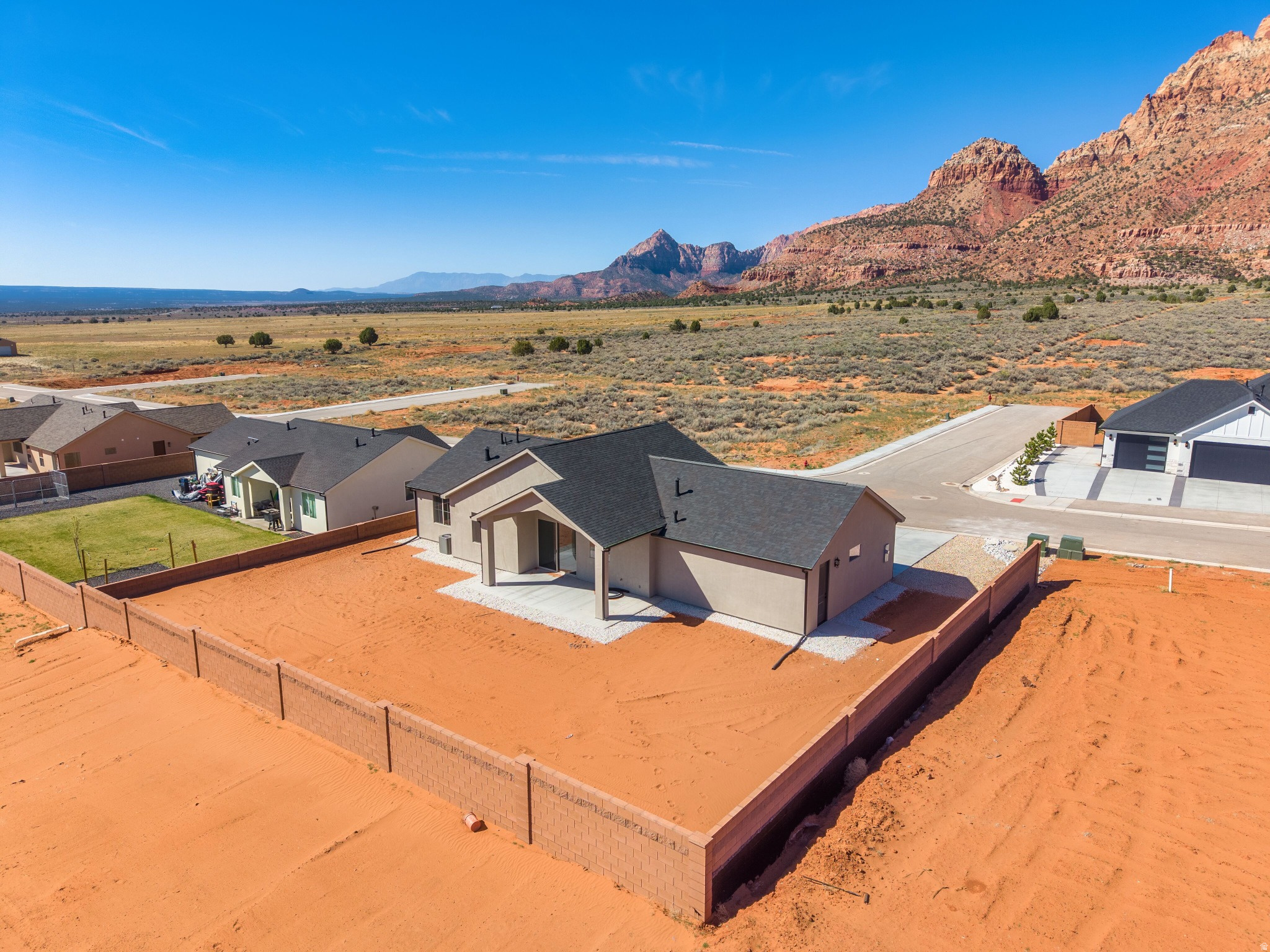 main property photo 46