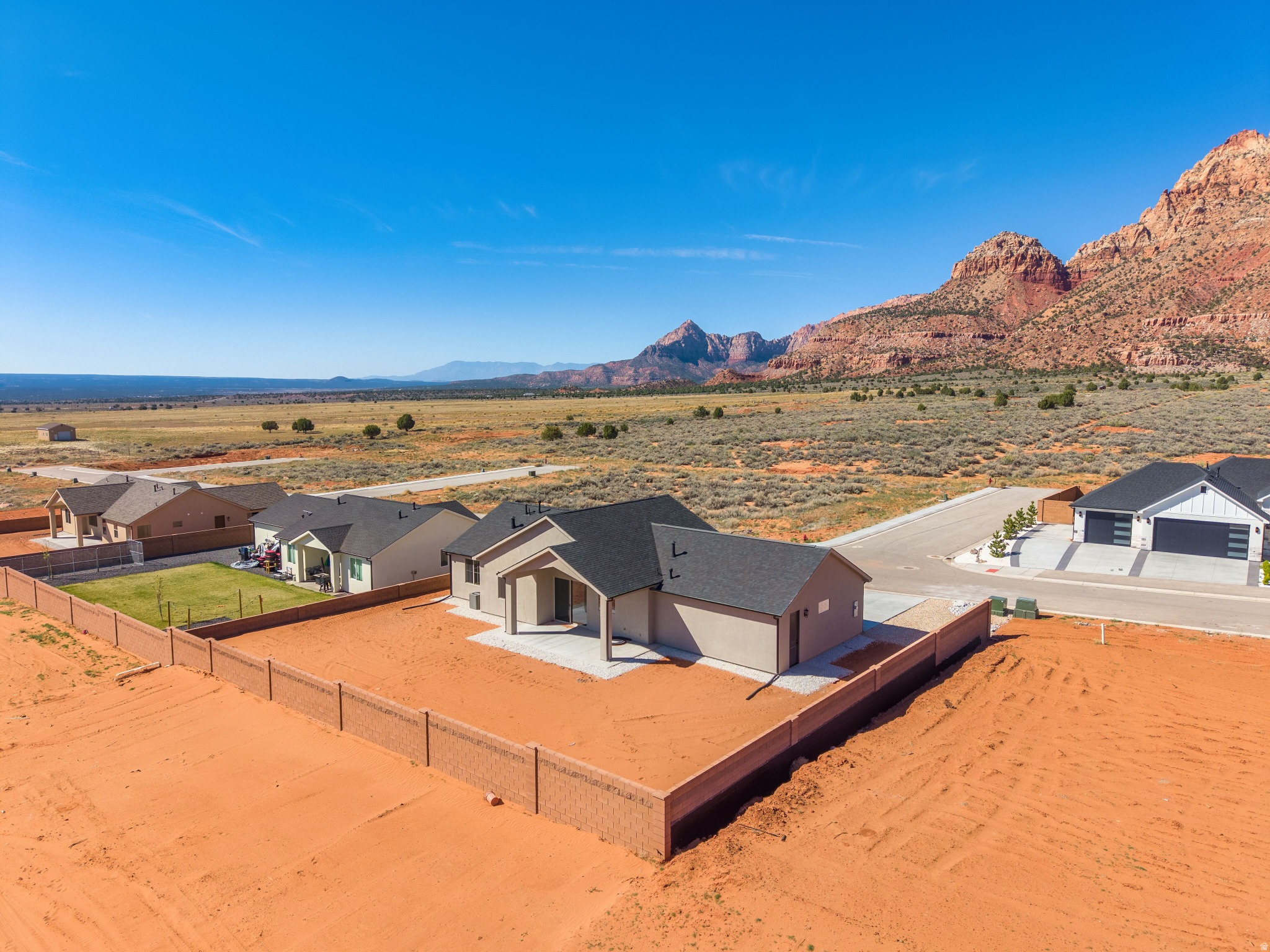 main property photo 47