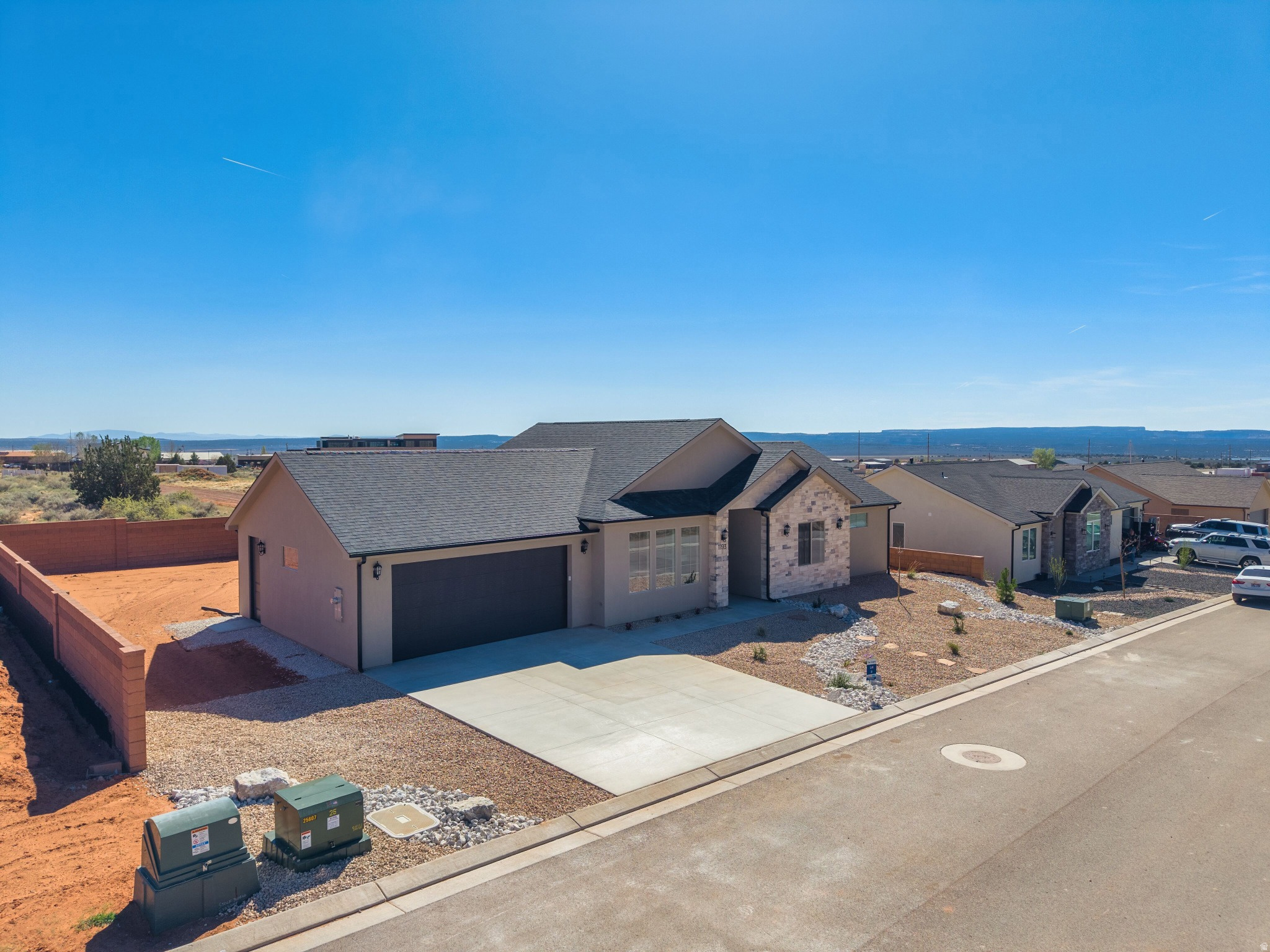 main property photo 66