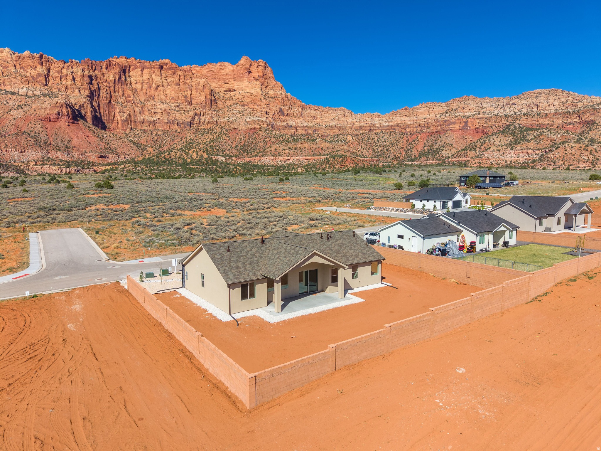 main property photo 51