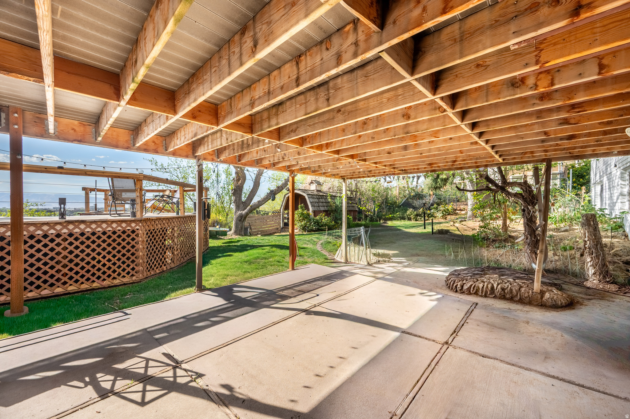 main property photo 44